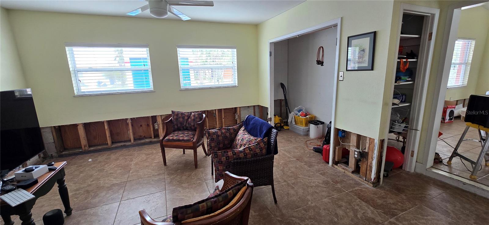 7063 S SHORE DR S, ST PETERSBURG, FL, 33707
