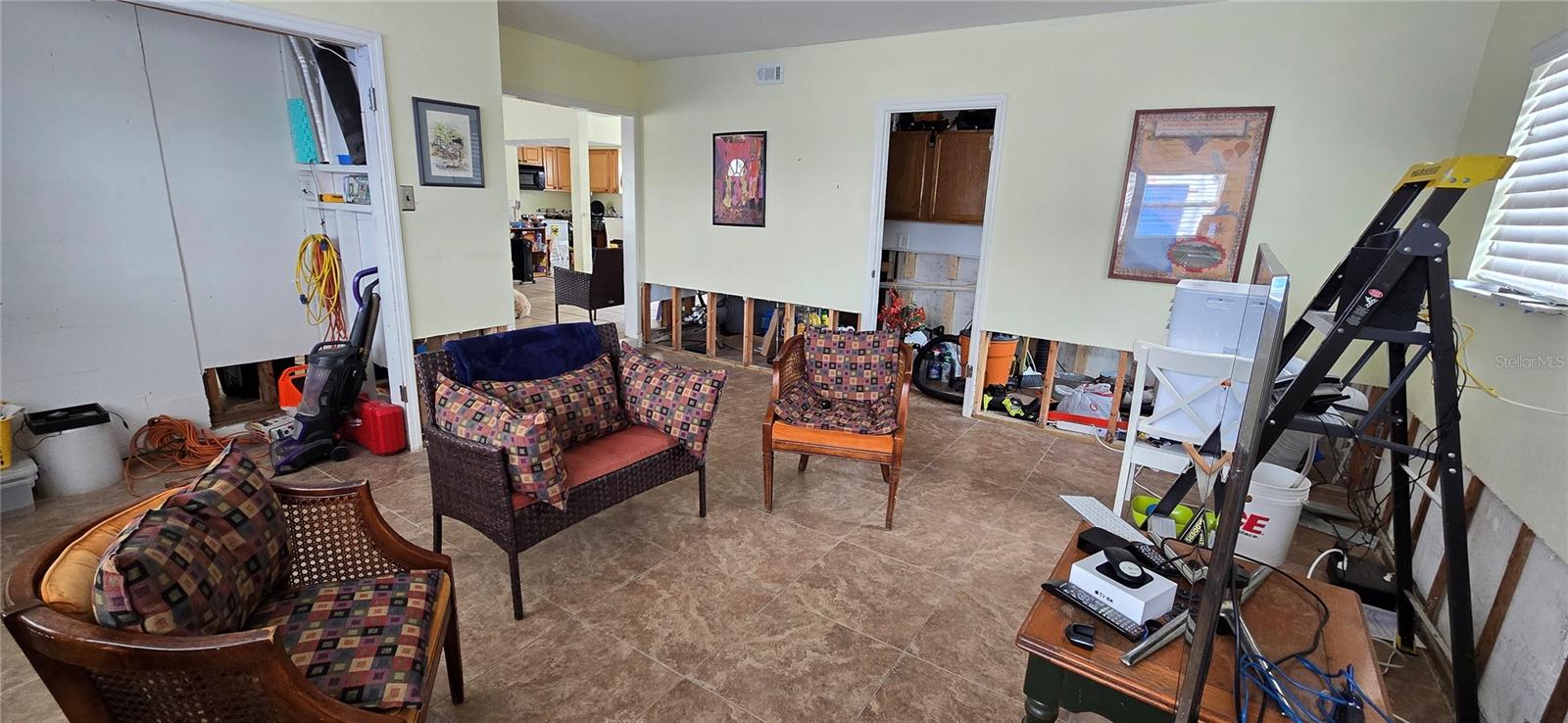 7063 S SHORE DR S, ST PETERSBURG, FL, 33707