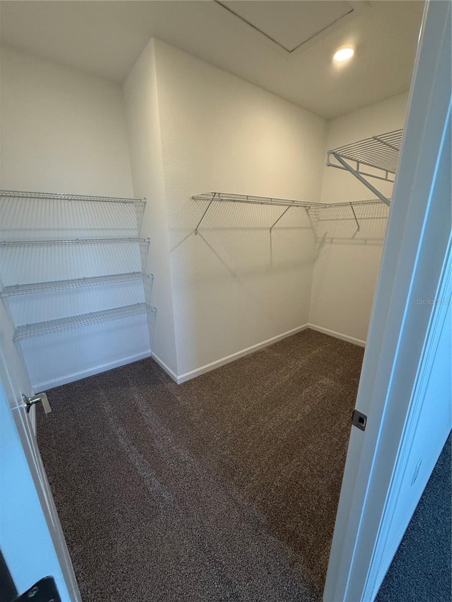 EVERBE, ORLANDO, FL, 32829