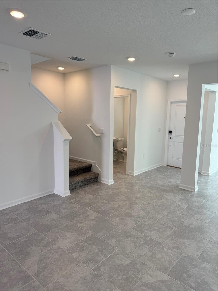 EVERBE, ORLANDO, FL, 32829