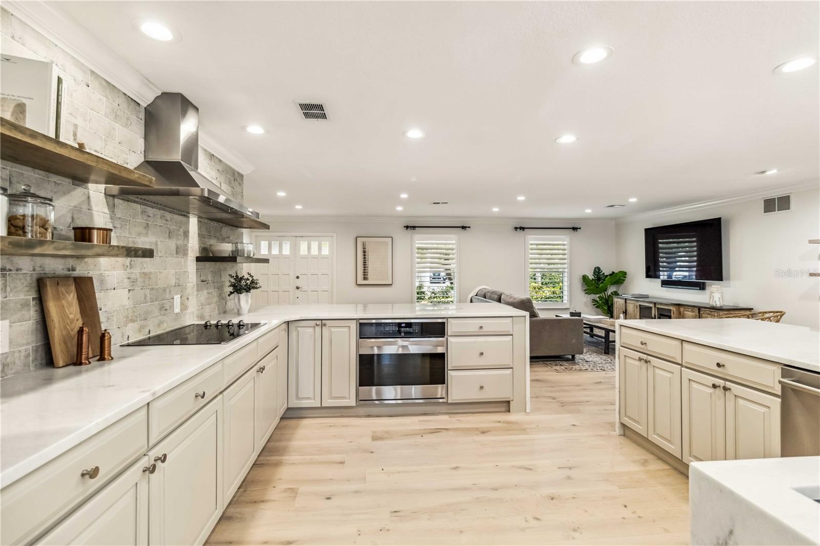 600 OWL WAY, SARASOTA, FL, 34236