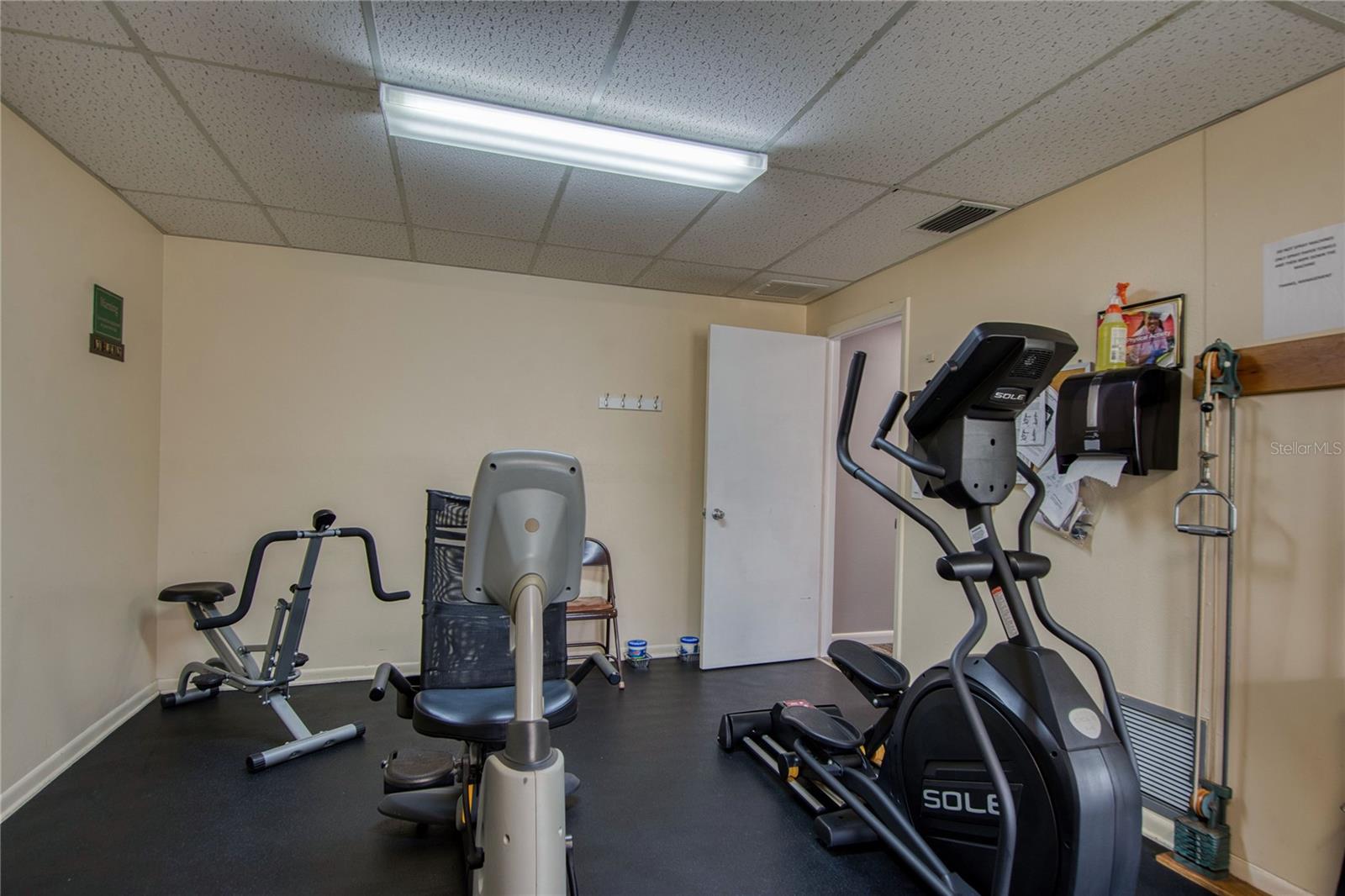 19029 US HIGHWAY 19 N #32B, CLEARWATER, FL, 33764