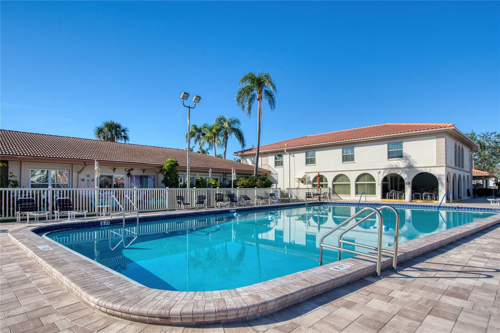 19029 US HIGHWAY 19 N #32B, CLEARWATER, FL, 33764