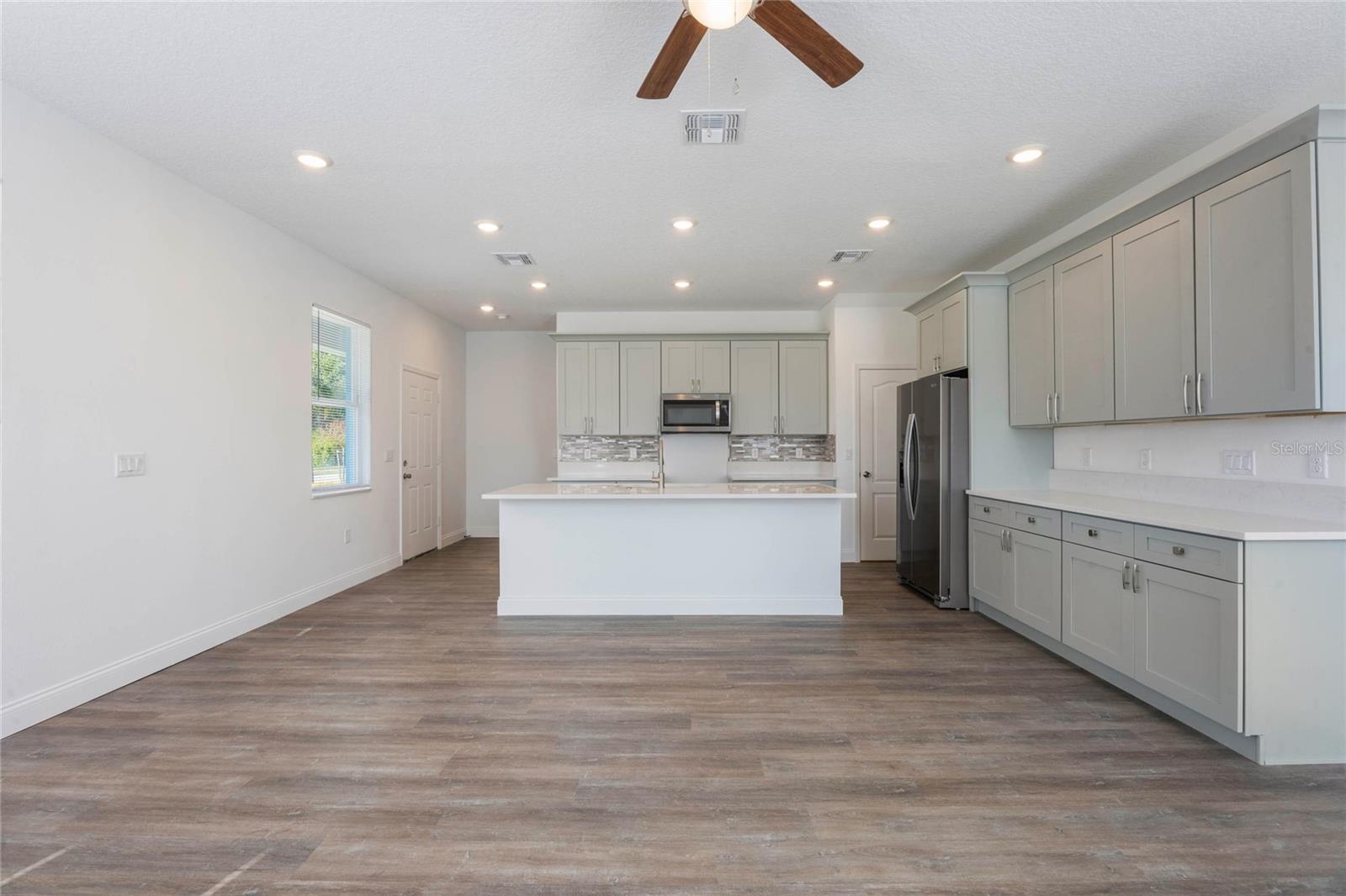 1707 MERTHIE DR, SANFORD, FL, 32771