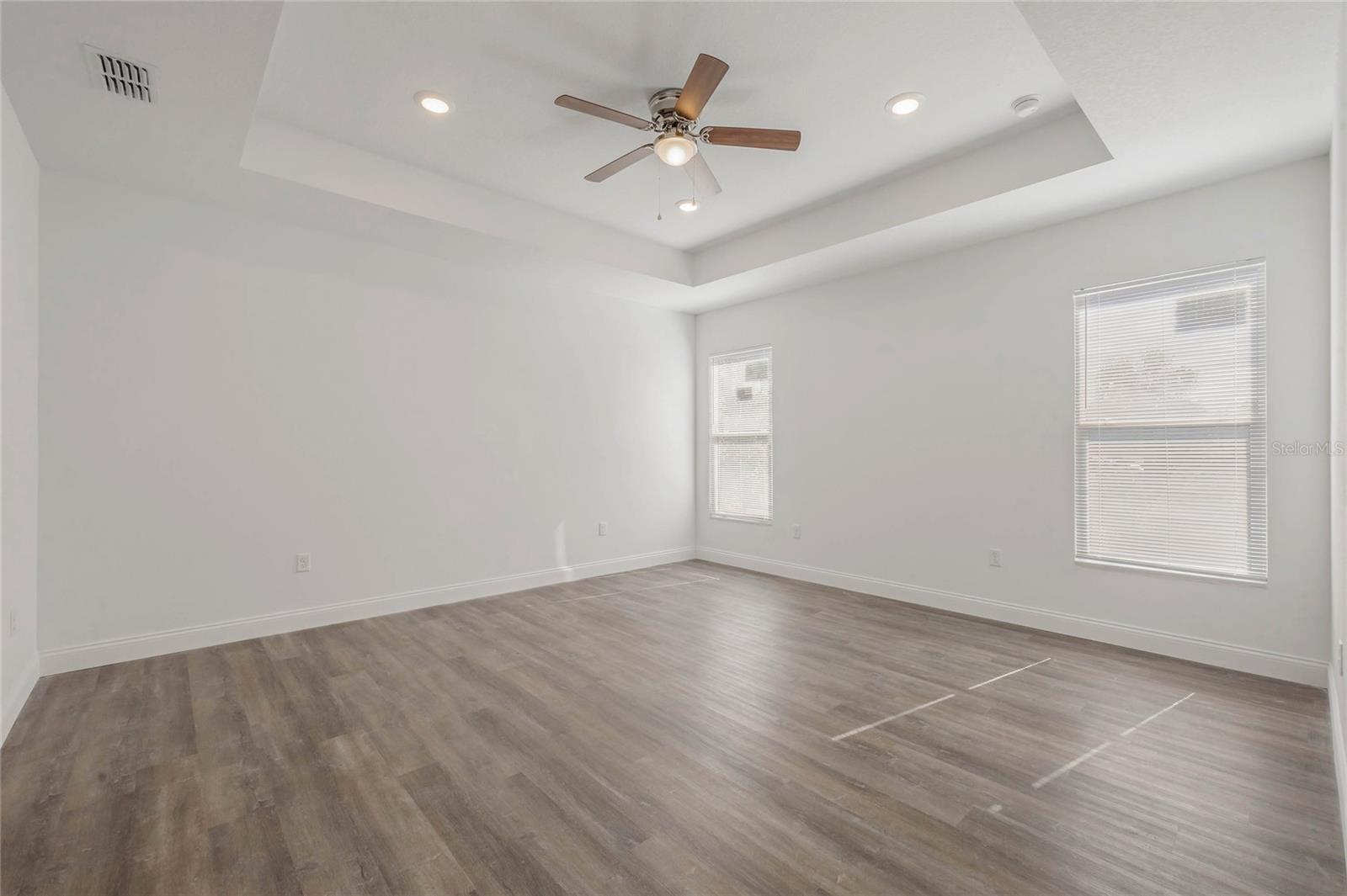1707 MERTHIE DR, SANFORD, FL, 32771