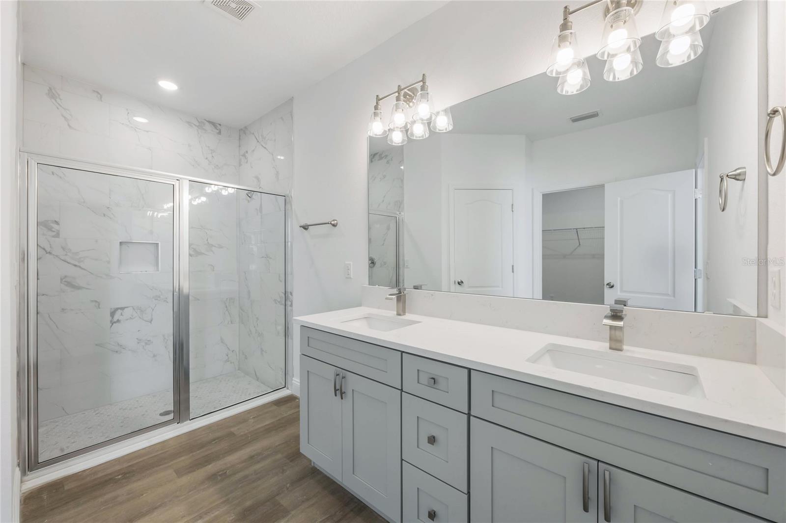 1707 MERTHIE DR, SANFORD, FL, 32771