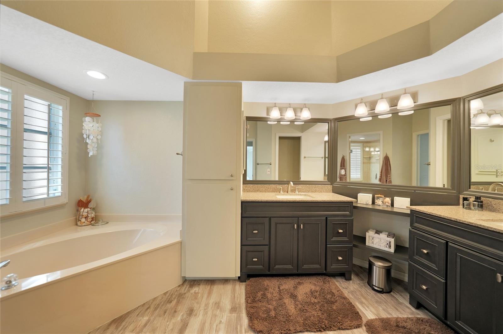 8377 PARKSIDE DR, ENGLEWOOD, FL, 34224