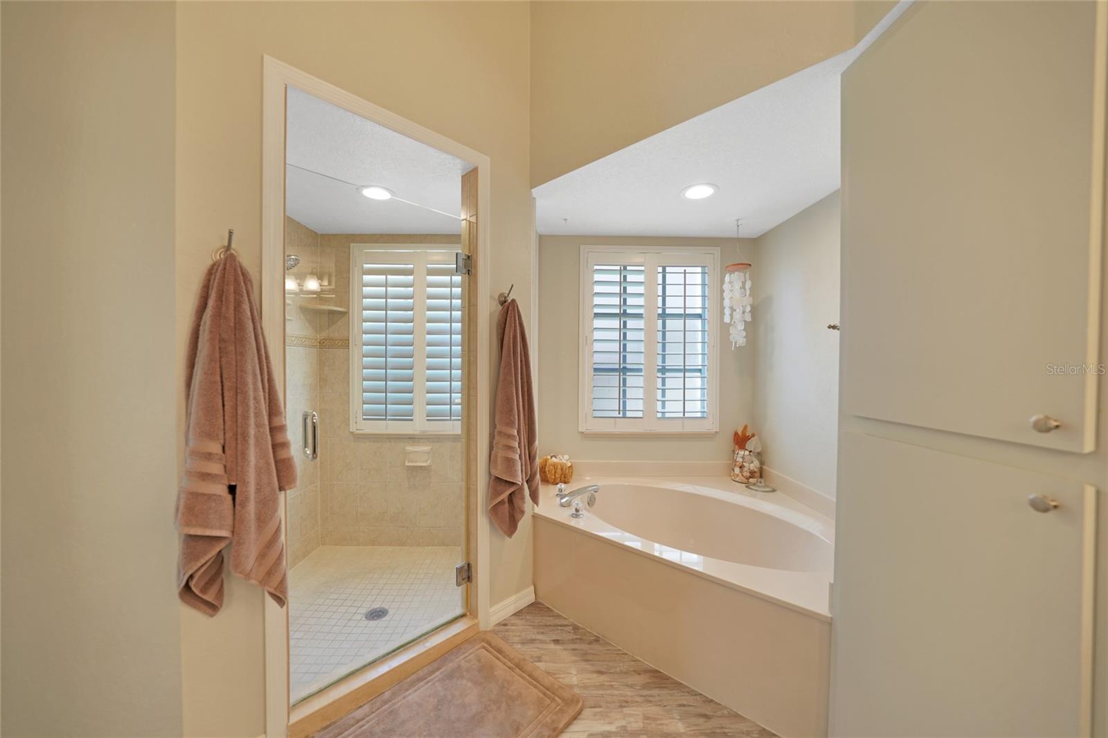 8377 PARKSIDE DR, ENGLEWOOD, FL, 34224