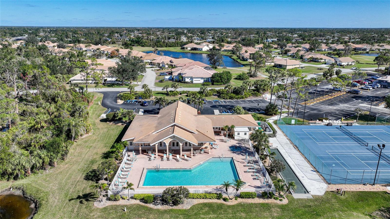 8377 PARKSIDE DR, ENGLEWOOD, FL, 34224