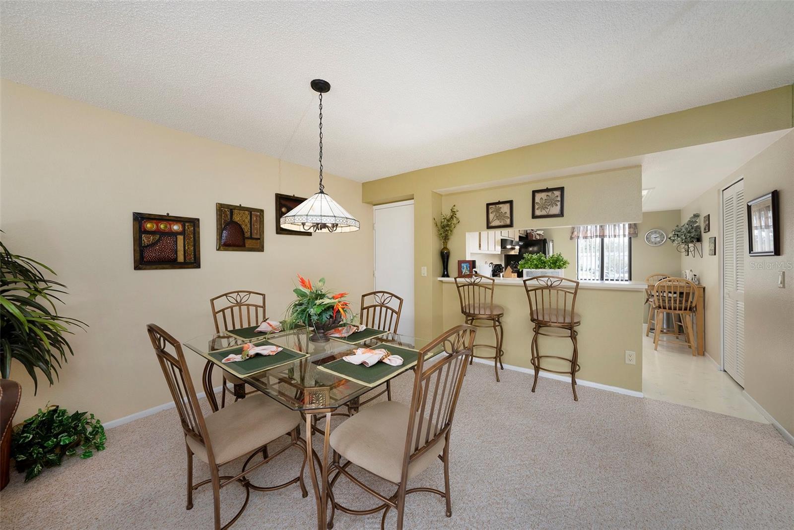 124 W CYPRESS CT, OLDSMAR, FL, 34677