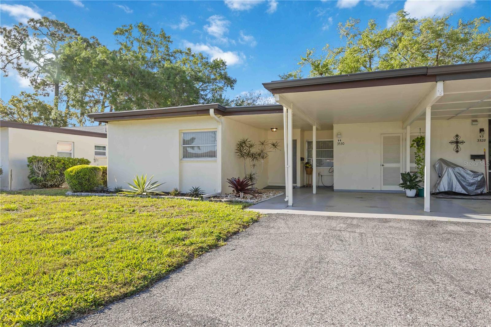 3530 TREE LINE DR #4, SARASOTA, FL, 34231