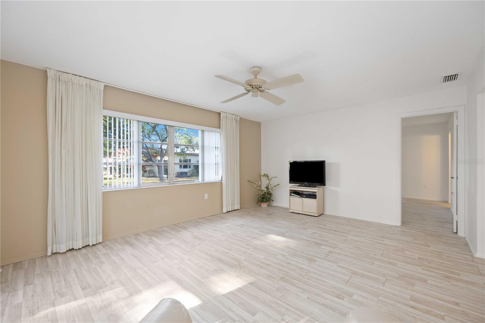 3530 TREE LINE DR #4, SARASOTA, FL, 34231
