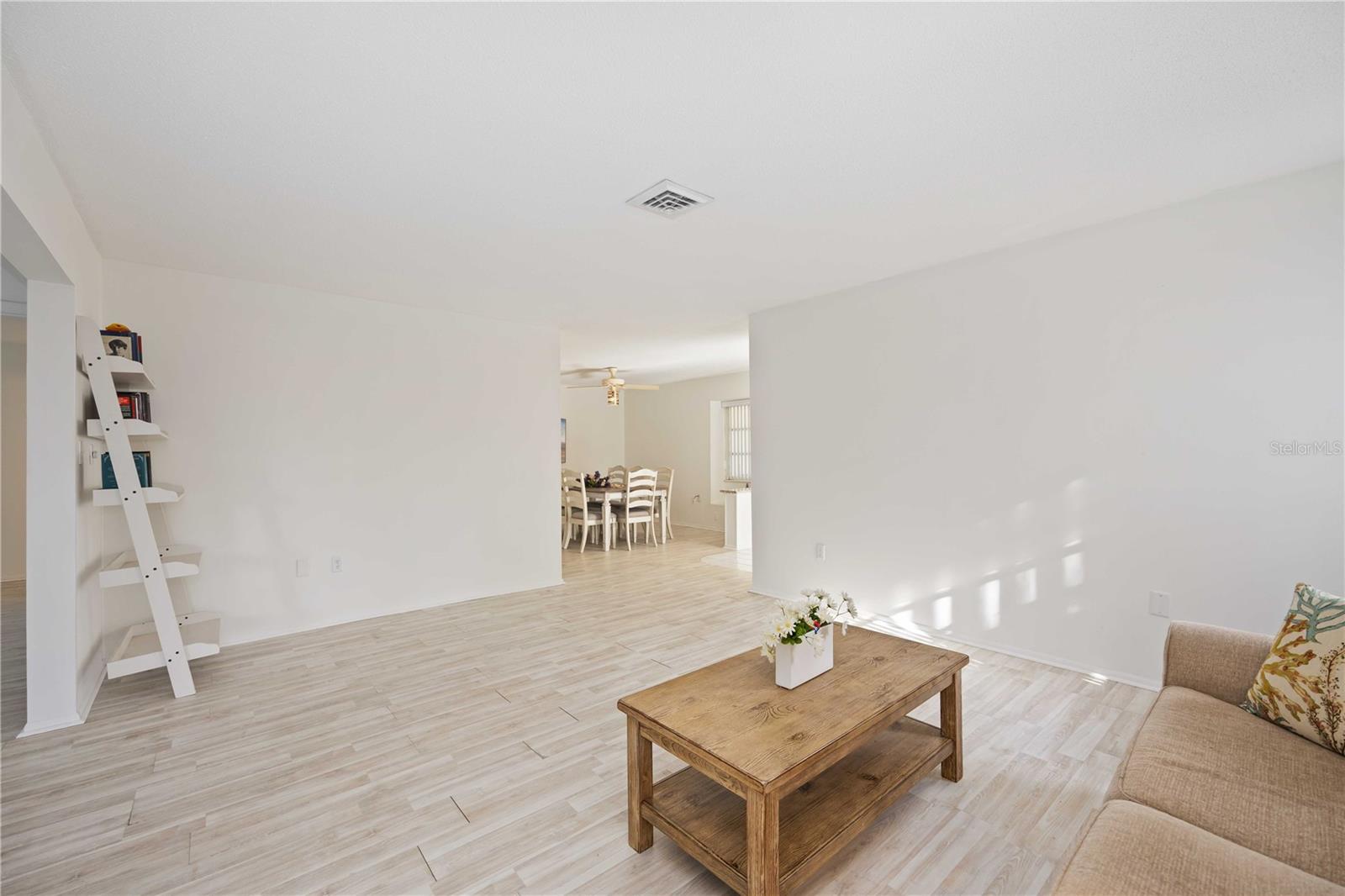 3530 TREE LINE DR #4, SARASOTA, FL, 34231