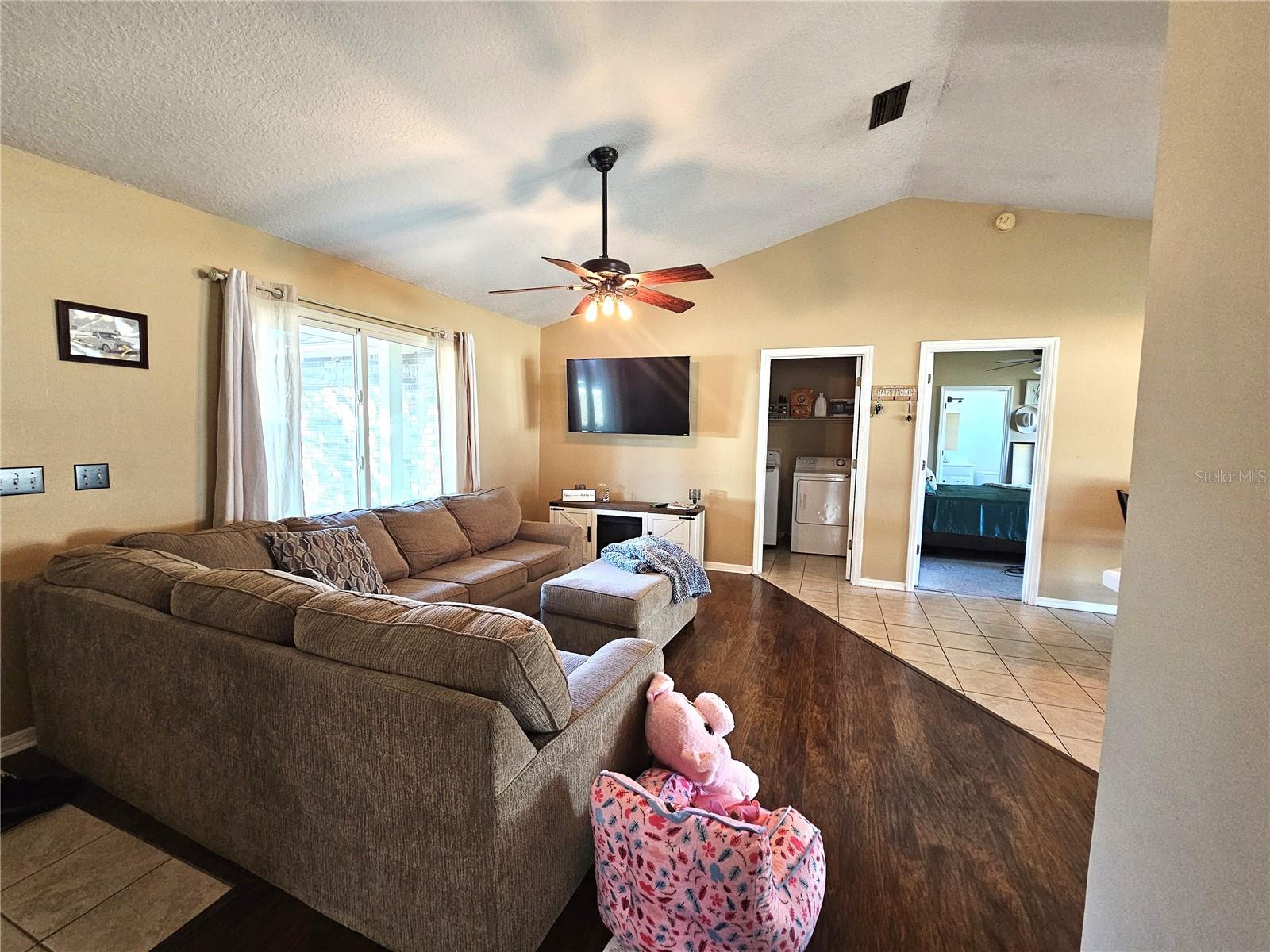 1387 HENSLEY DR, DELAND, FL, 32724