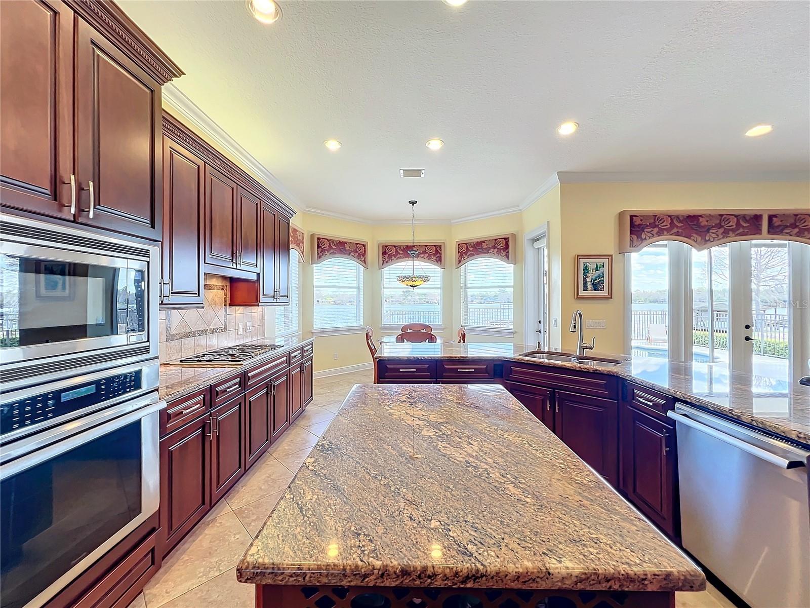 632 LONG LAKE DR, OVIEDO, FL, 32765