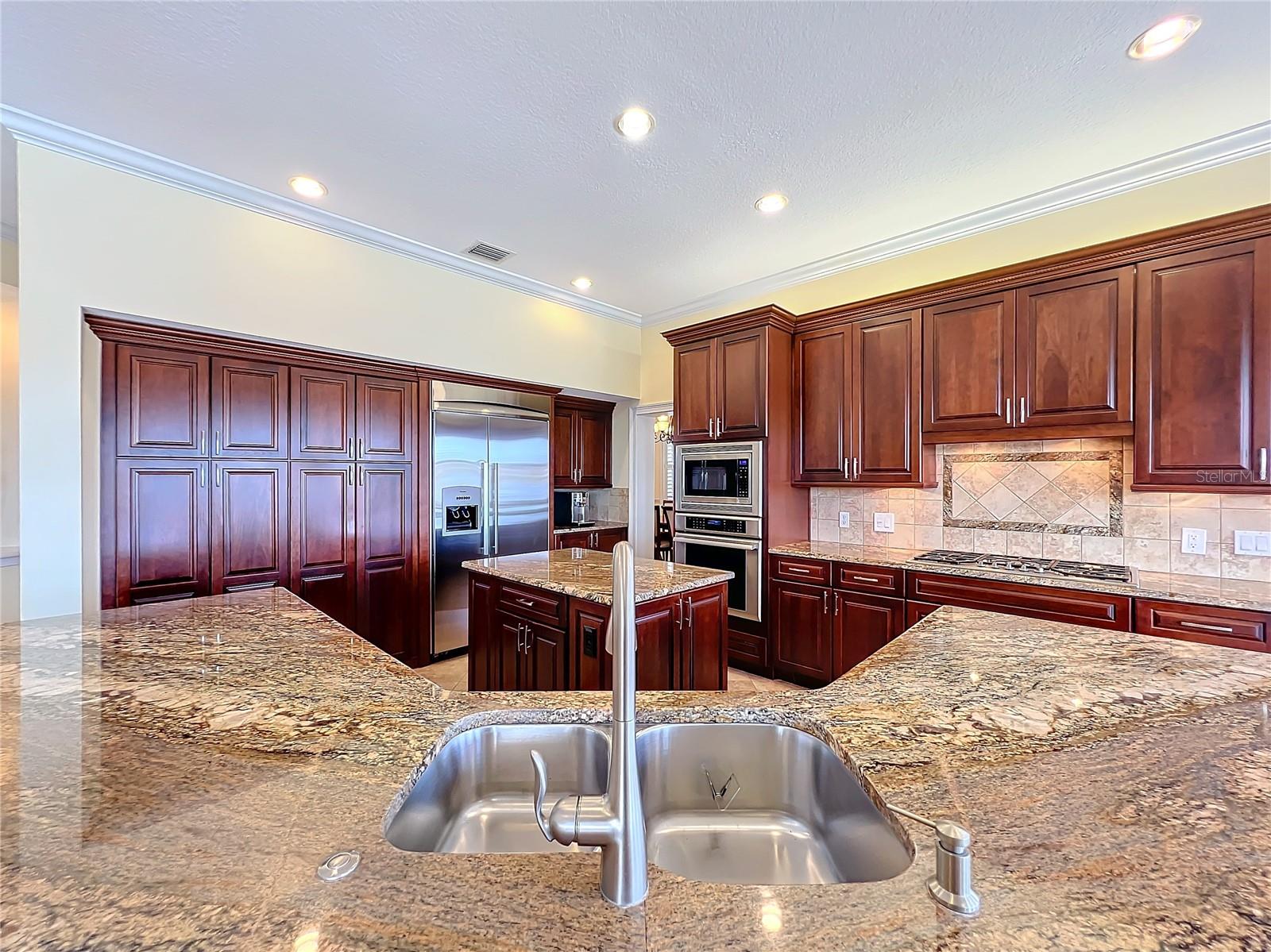 632 LONG LAKE DR, OVIEDO, FL, 32765