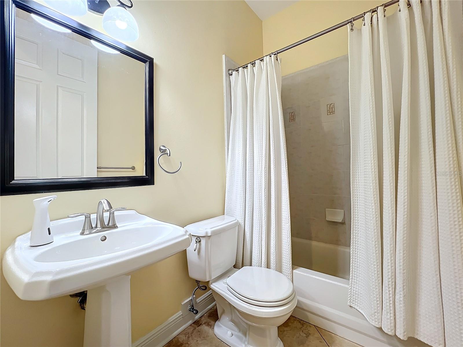 632 LONG LAKE DR, OVIEDO, FL, 32765