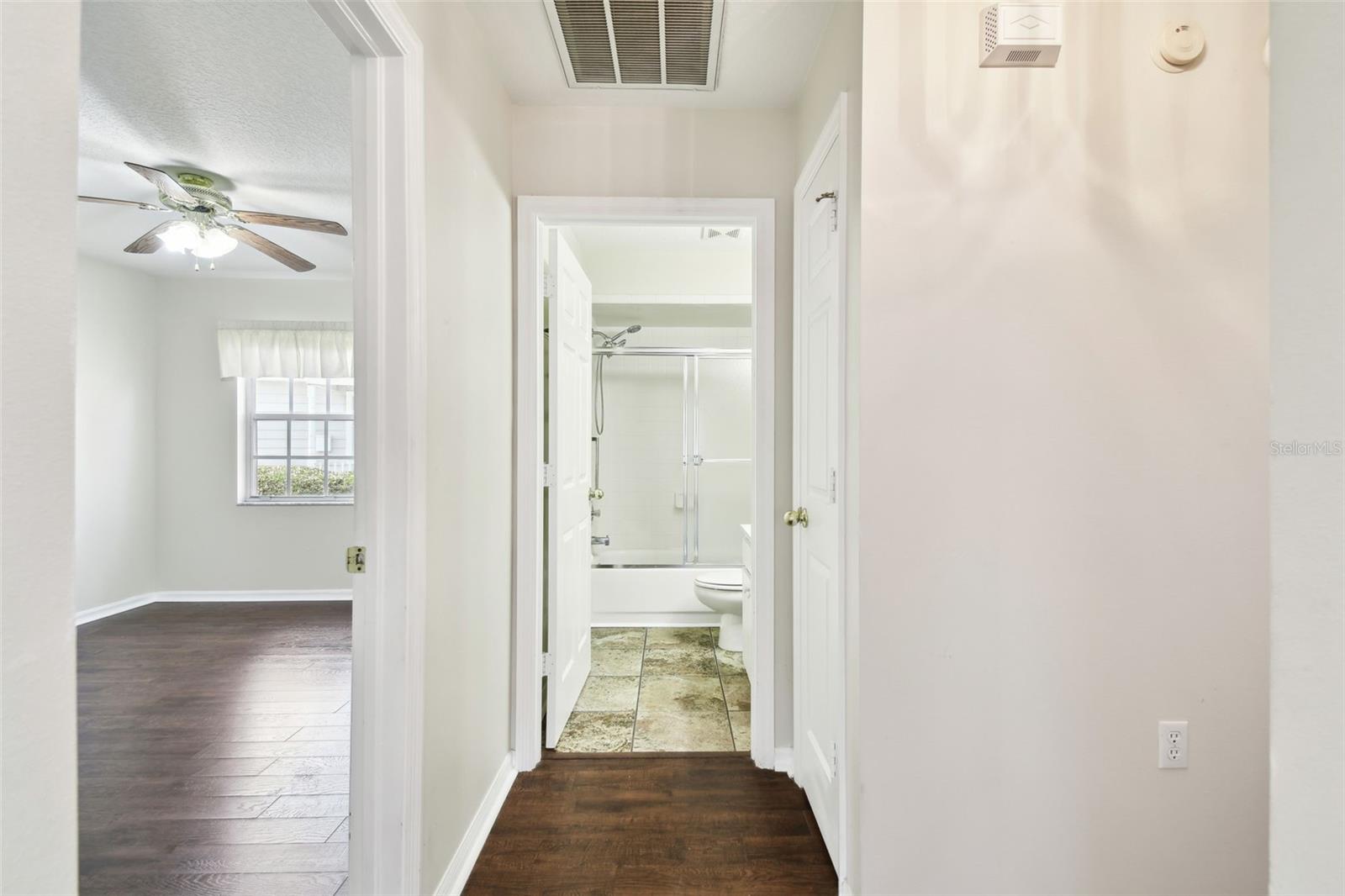 37401 WEDGEWOOD DR, ZEPHYRHILLS, FL, 33542