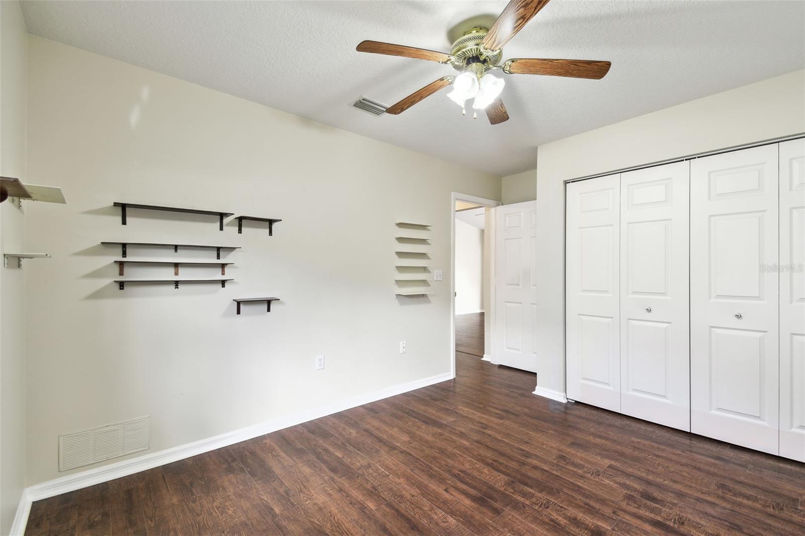 37401 WEDGEWOOD DR, ZEPHYRHILLS, FL, 33542