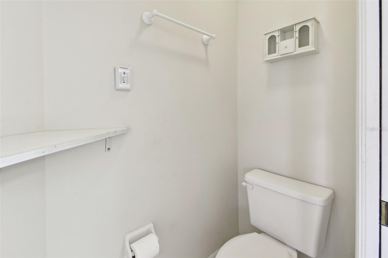 37401 WEDGEWOOD DR, ZEPHYRHILLS, FL, 33542