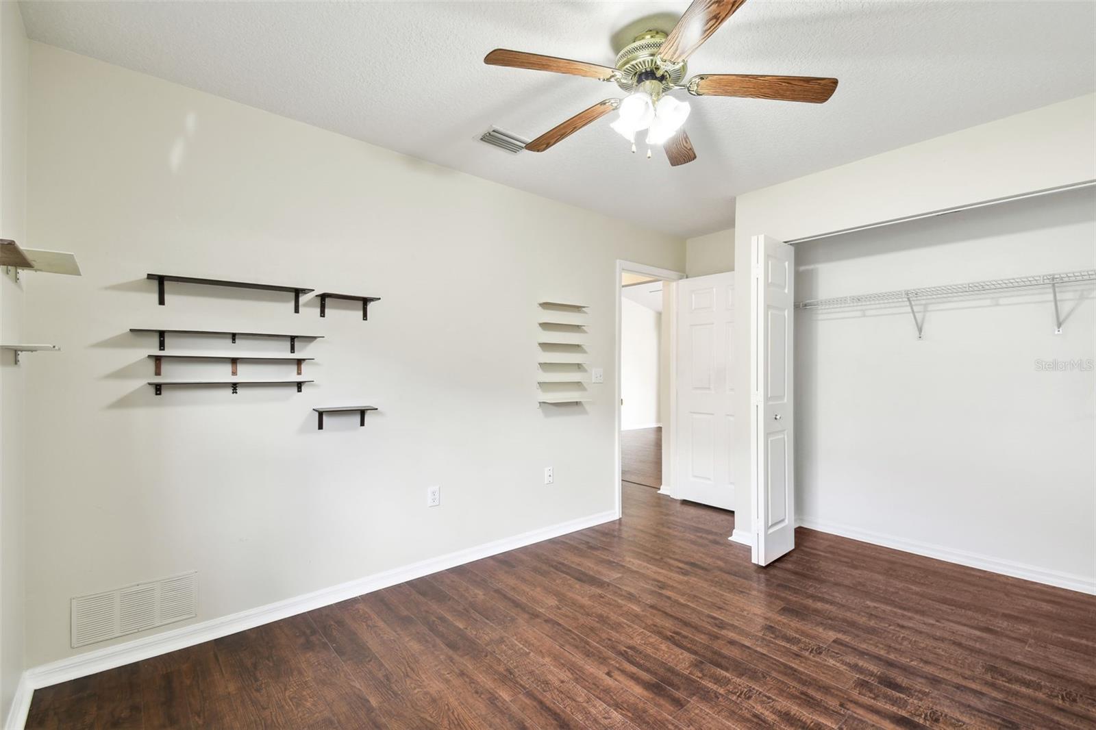 37401 WEDGEWOOD DR, ZEPHYRHILLS, FL, 33542