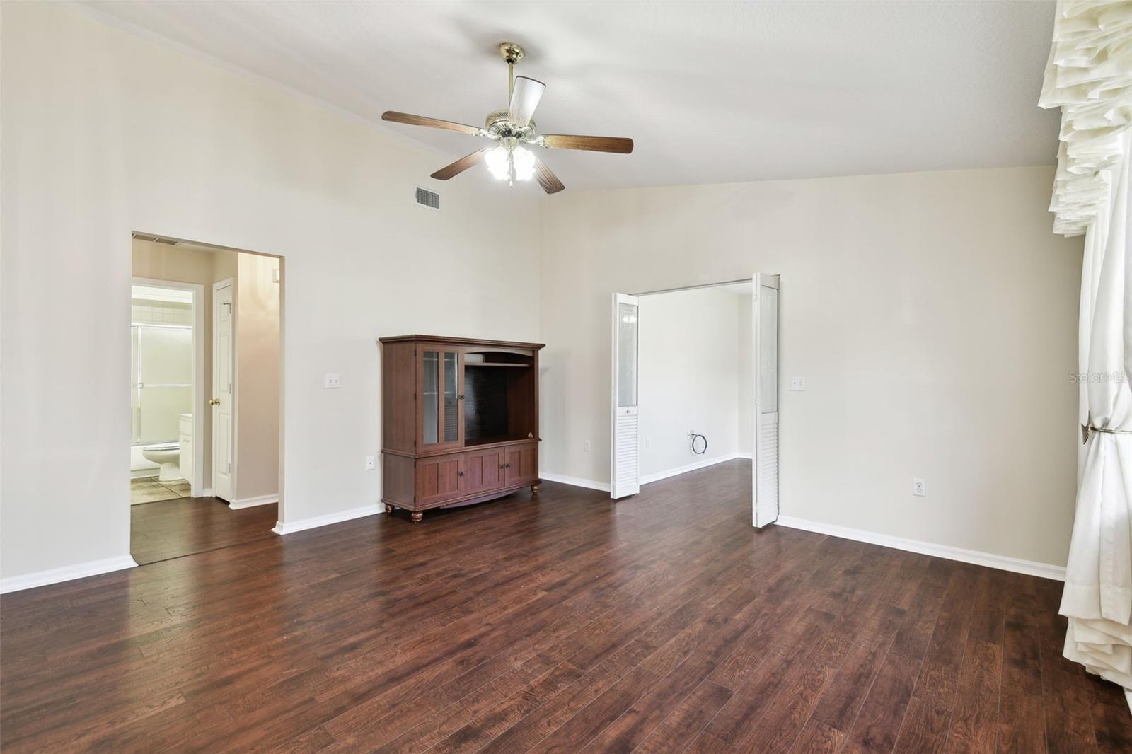 37401 WEDGEWOOD DR, ZEPHYRHILLS, FL, 33542