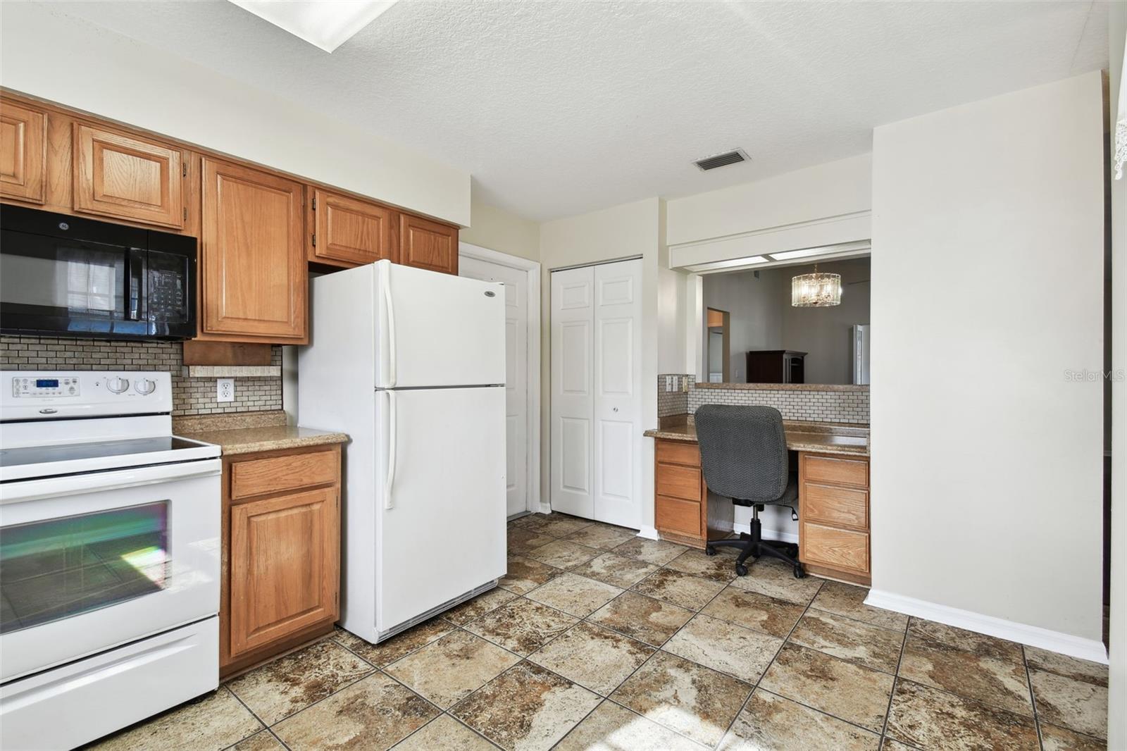 37401 WEDGEWOOD DR, ZEPHYRHILLS, FL, 33542