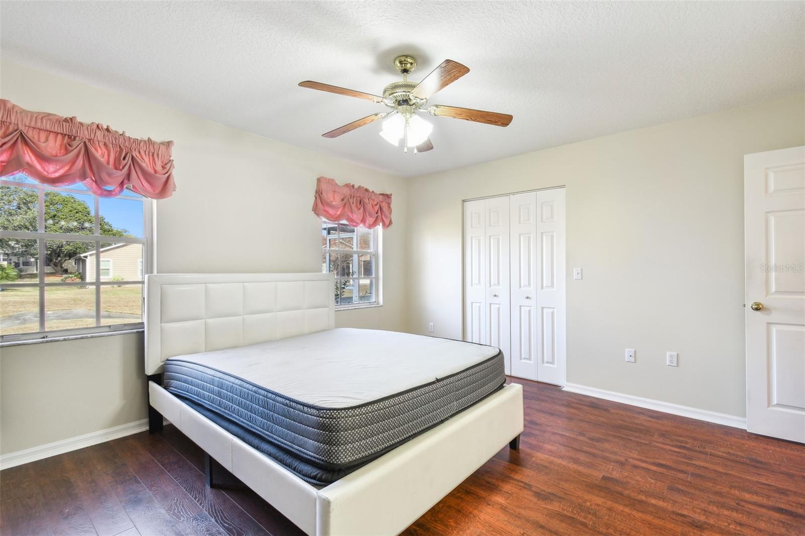 37401 WEDGEWOOD DR, ZEPHYRHILLS, FL, 33542
