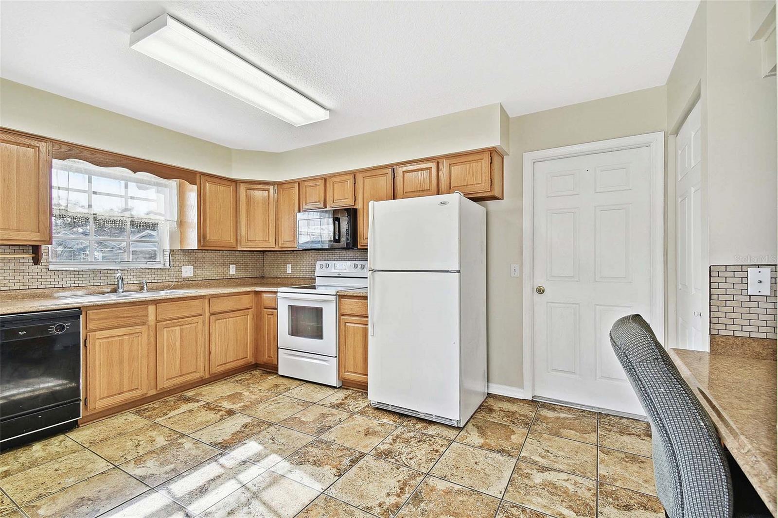 37401 WEDGEWOOD DR, ZEPHYRHILLS, FL, 33542