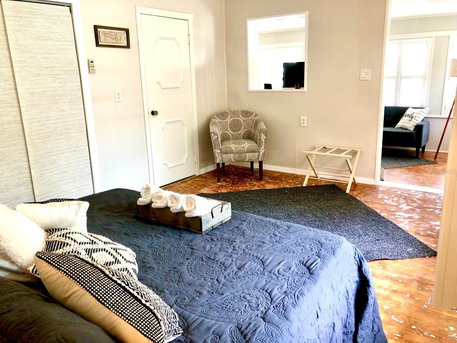 311 N BAKER ST, MOUNT DORA, FL, 32757