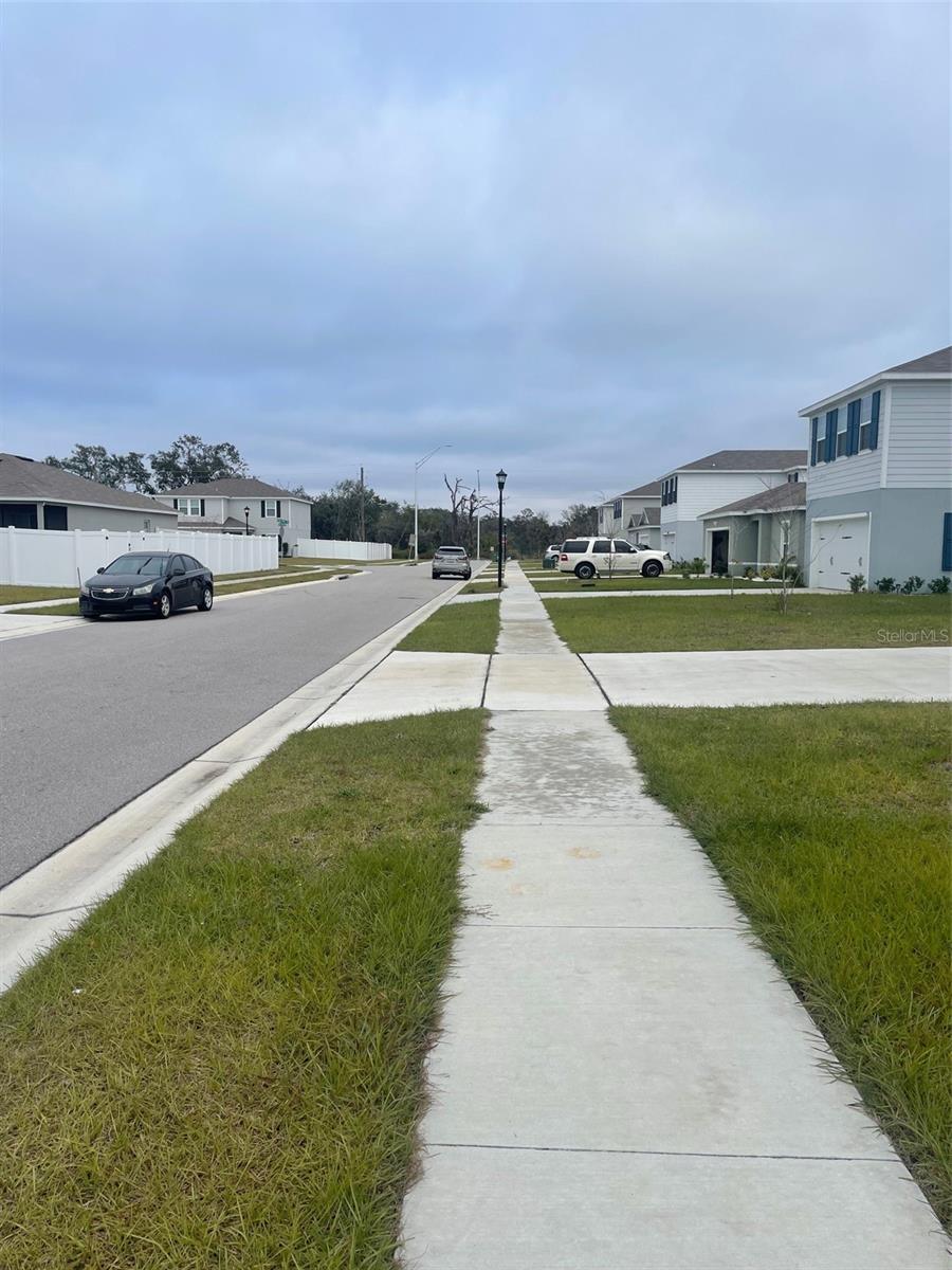726 EAGLE LANDING BLVD, WINTER HAVEN, FL, 33880