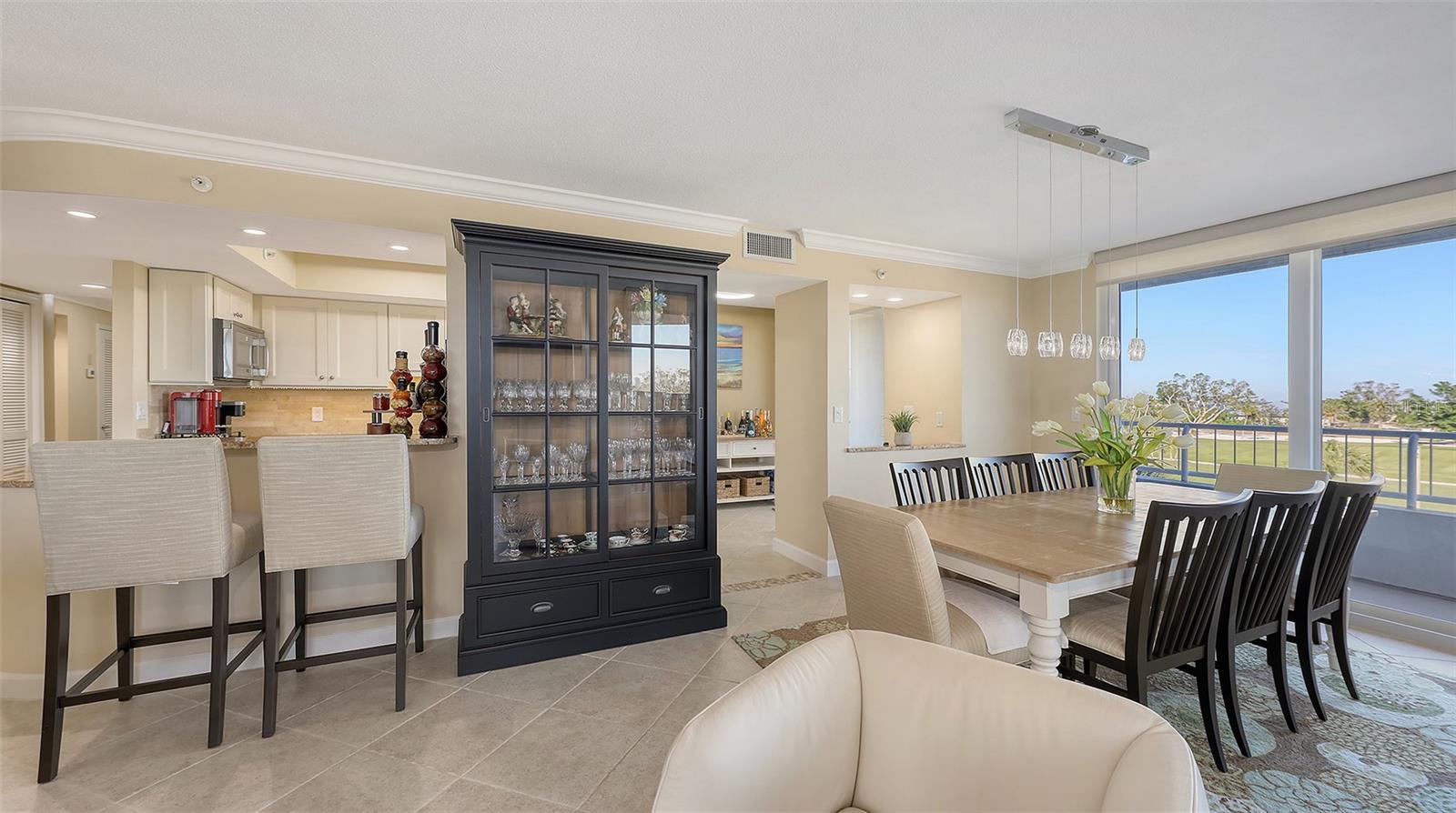 775 LONGBOAT CLUB RD #304, LONGBOAT KEY, FL, 34228