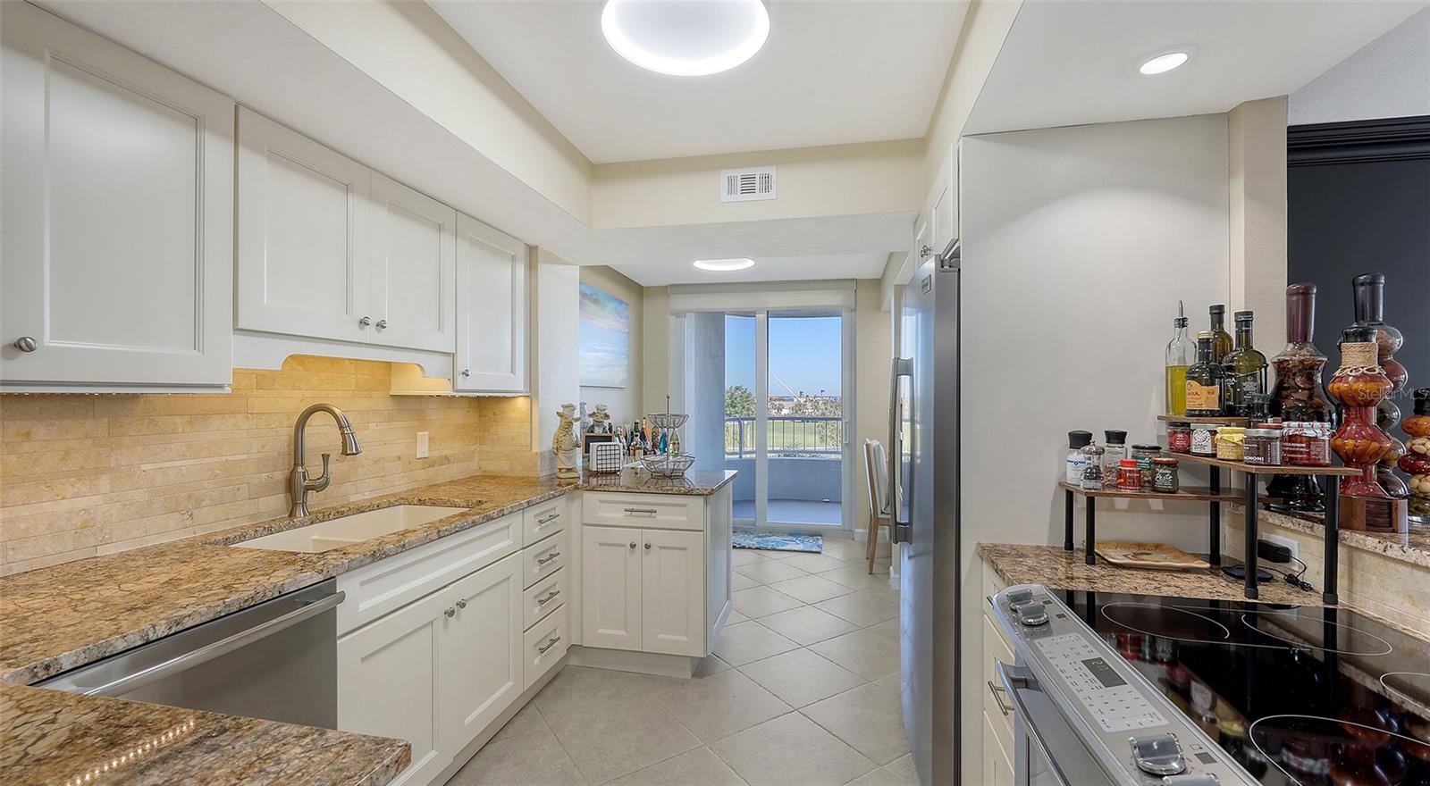 775 LONGBOAT CLUB RD #304, LONGBOAT KEY, FL, 34228