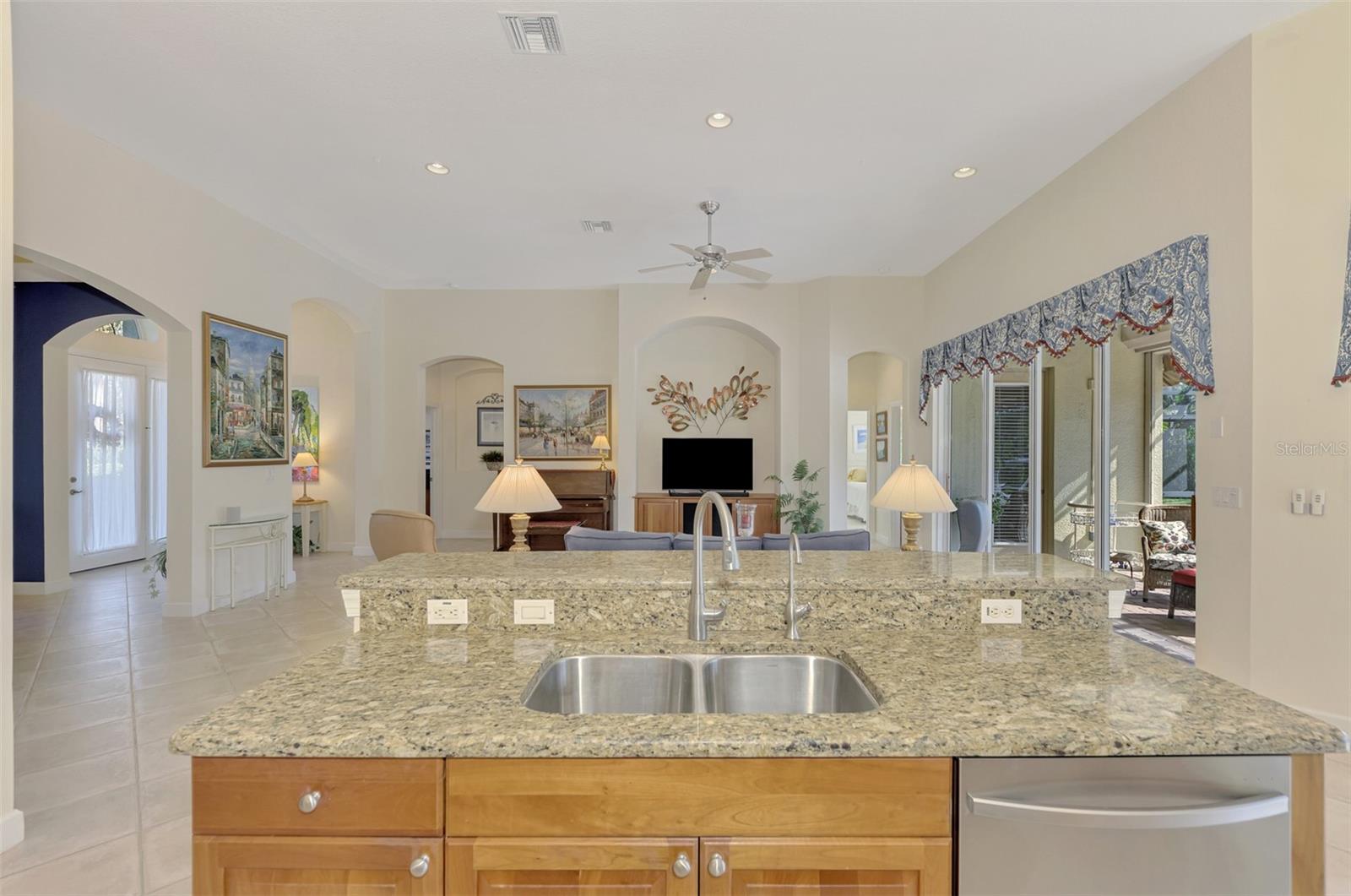 14173 MYAKKA POINTE DR, PORT CHARLOTTE, FL, 33953