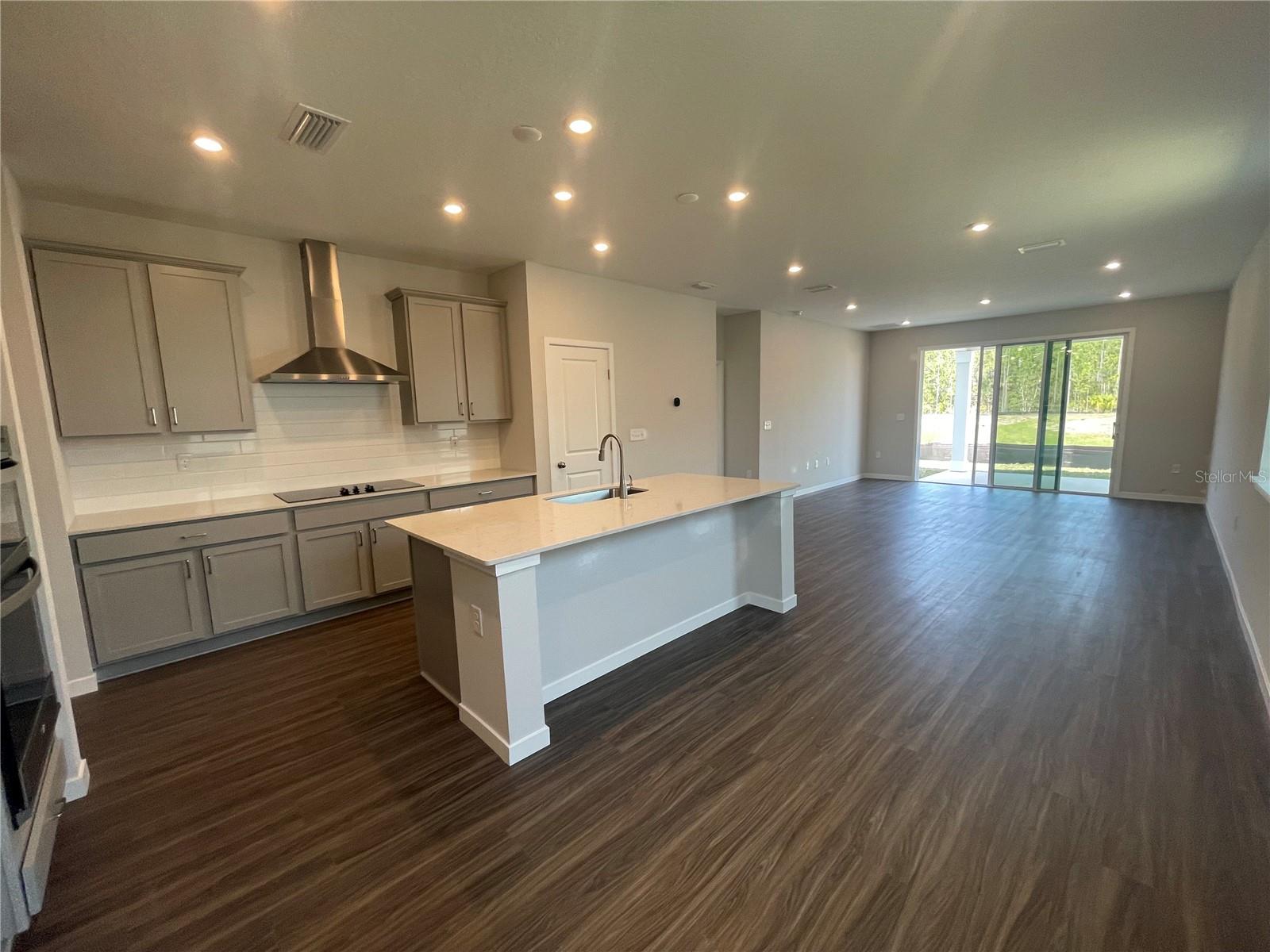 218 MONTGOMERY CT, PALM COAST, FL, 32164
