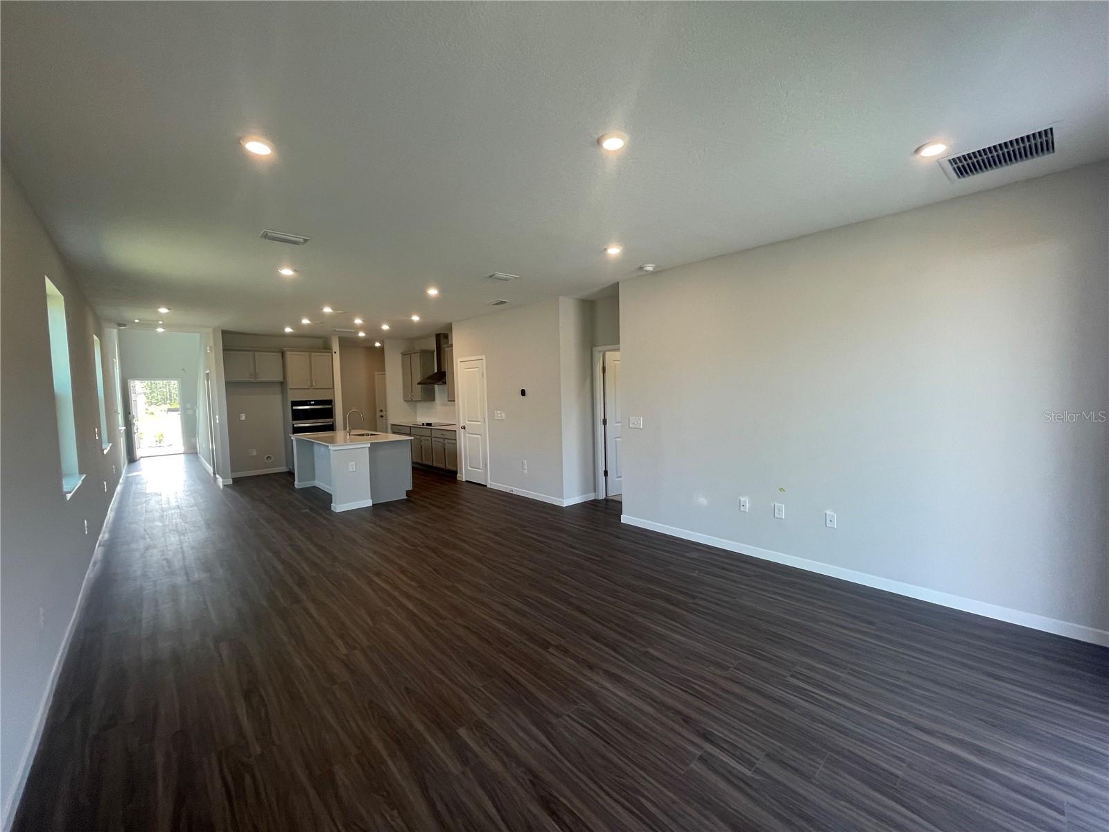 218 MONTGOMERY CT, PALM COAST, FL, 32164