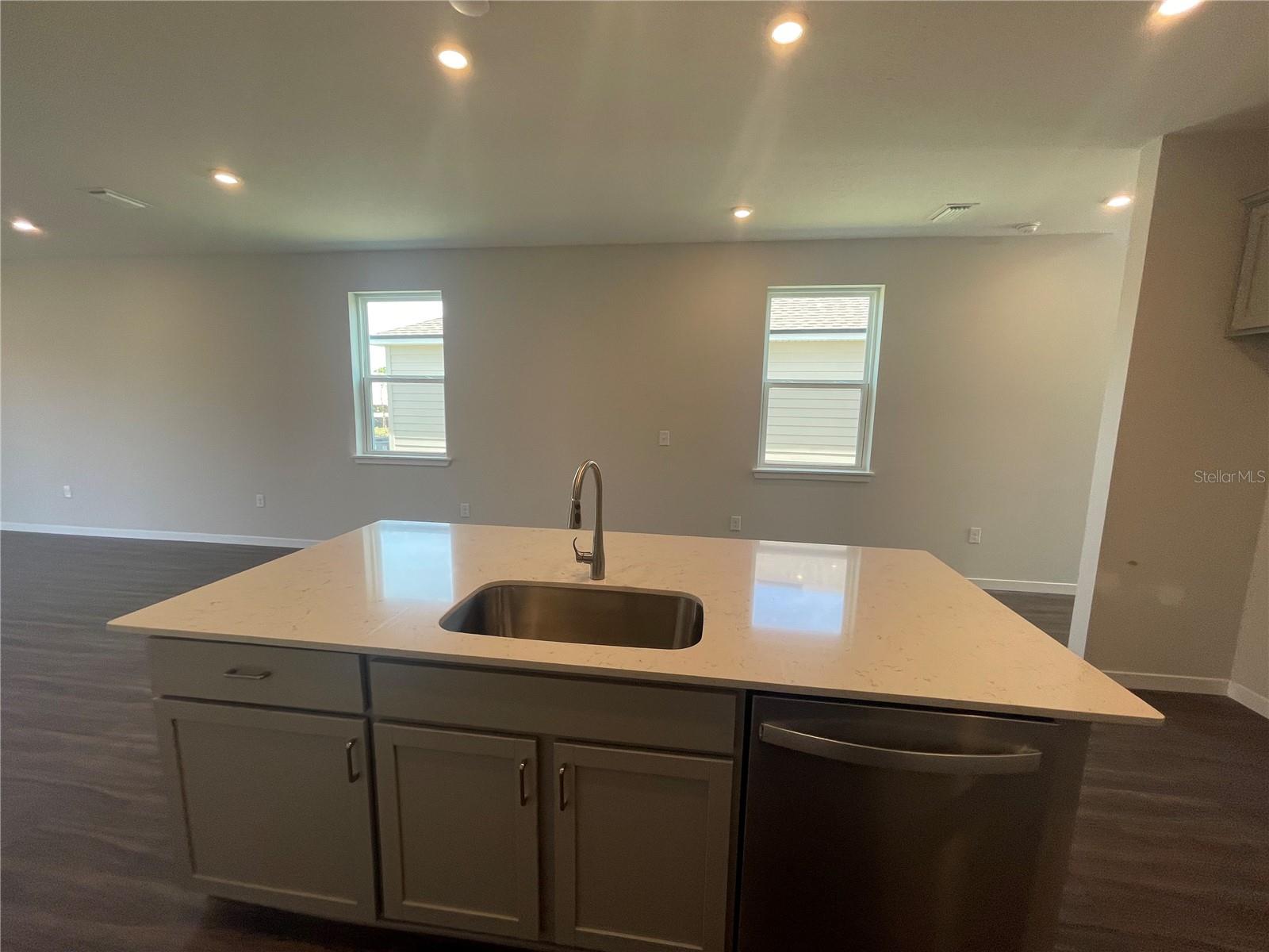 218 MONTGOMERY CT, PALM COAST, FL, 32164