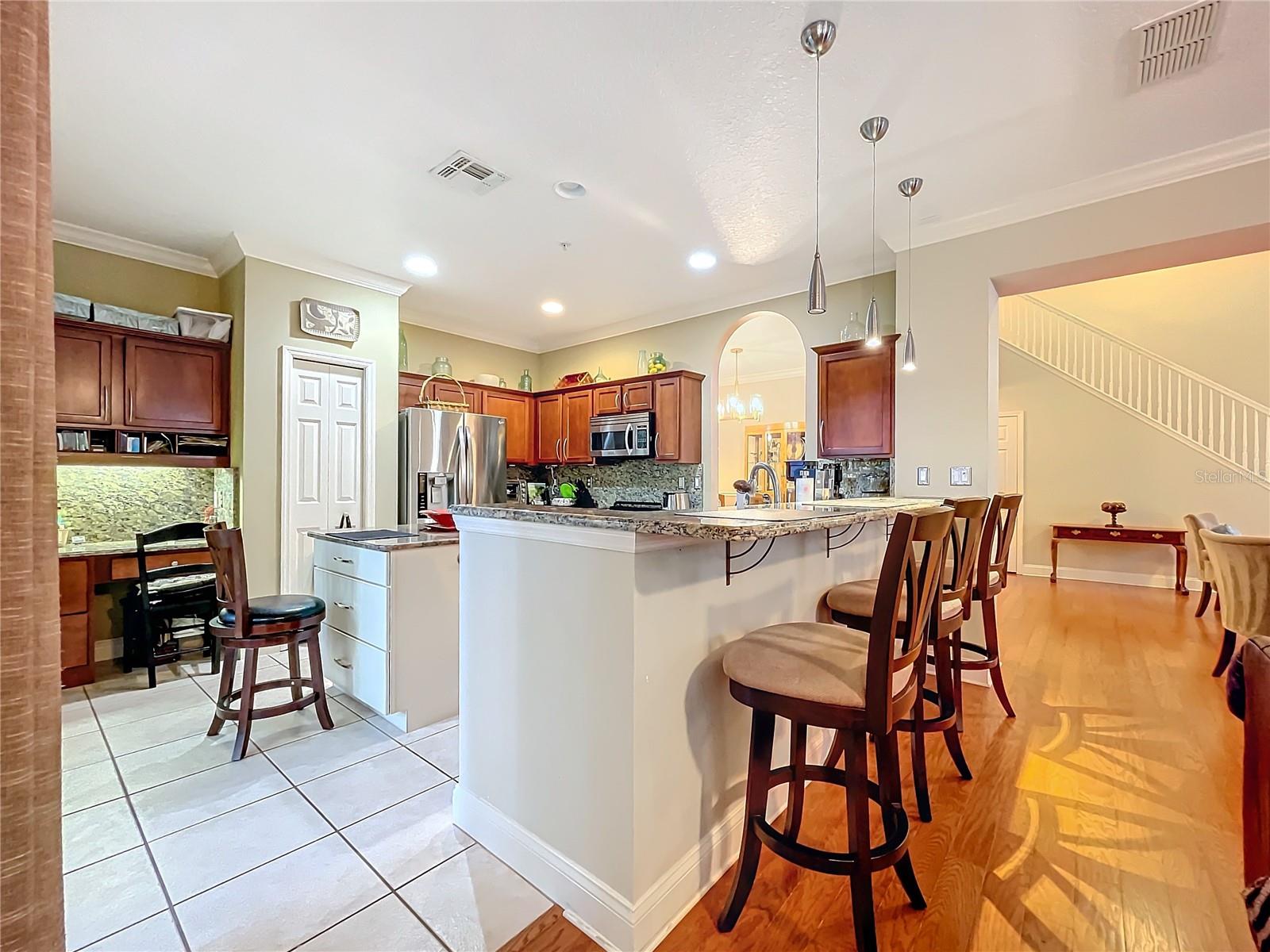 2244 N WEKIVA VILLAGE LN, APOPKA, FL, 32703