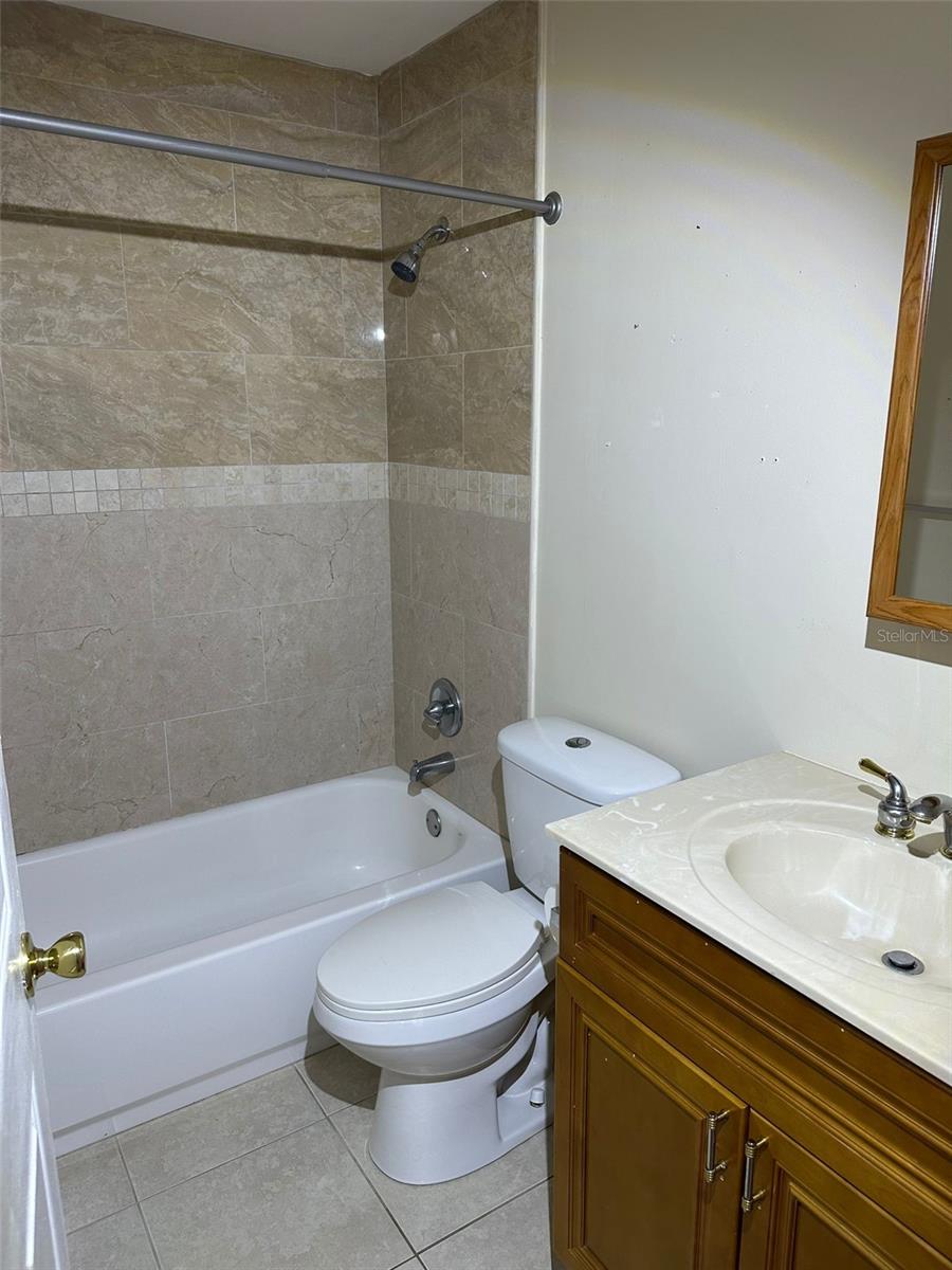 5501 HUDDLE HILL RD, LAKE WORTH, FL, 33463