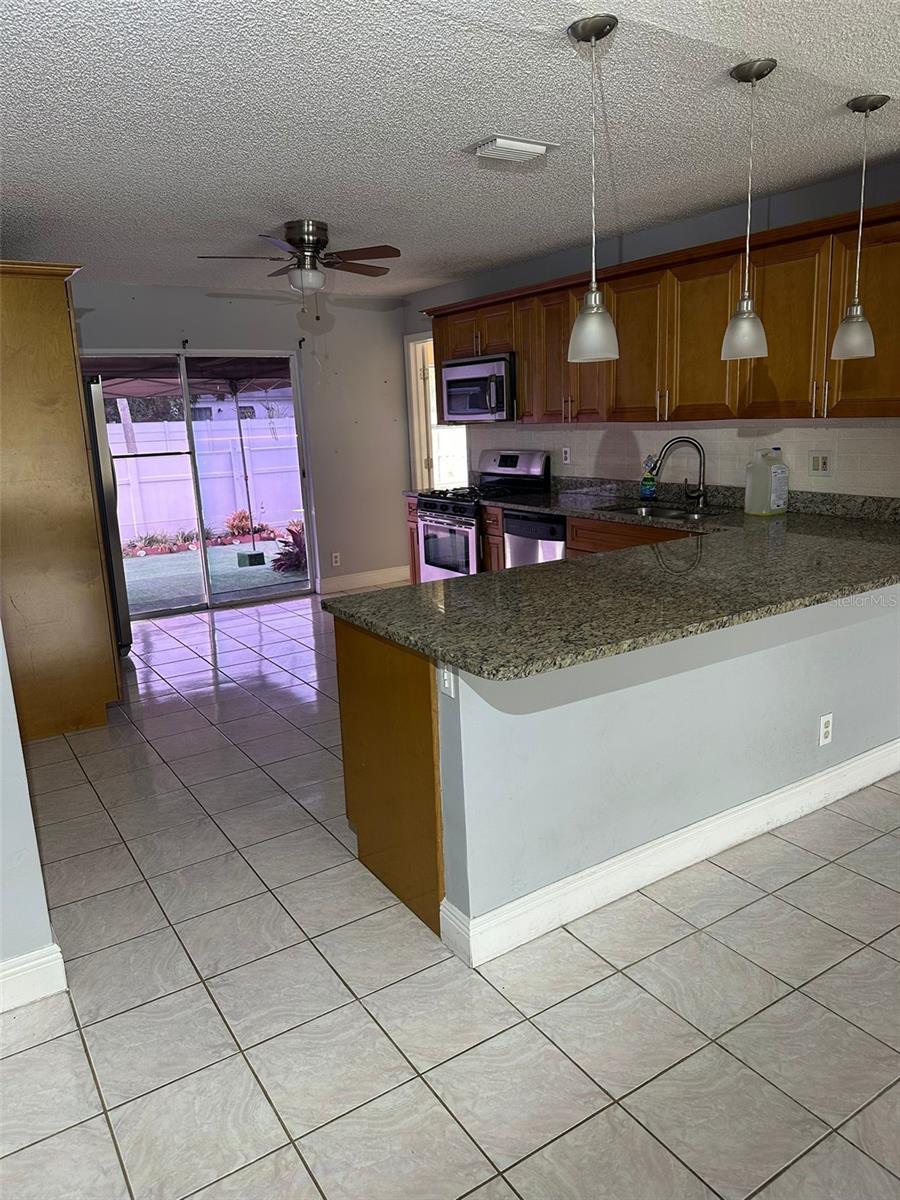 5501 HUDDLE HILL RD, LAKE WORTH, FL, 33463