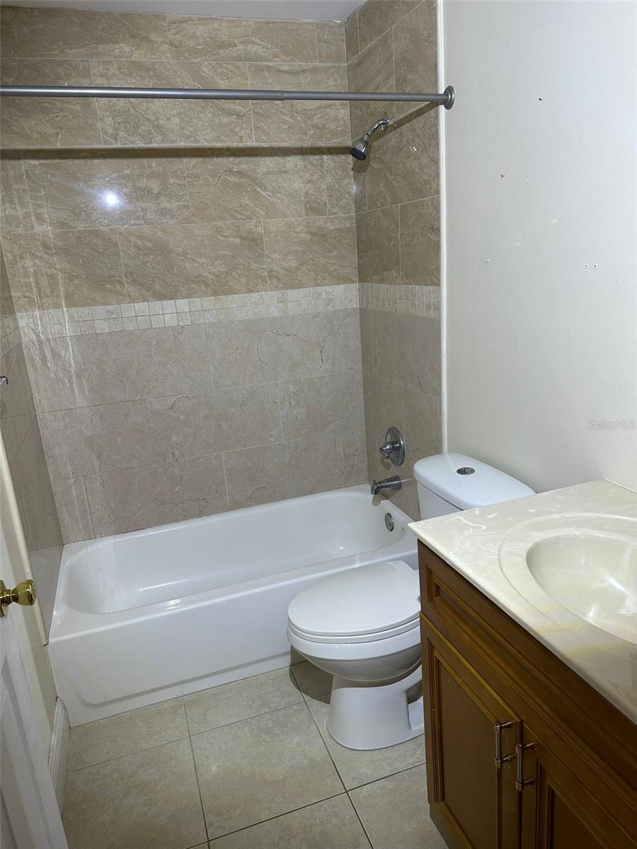 5501 HUDDLE HILL RD, LAKE WORTH, FL, 33463