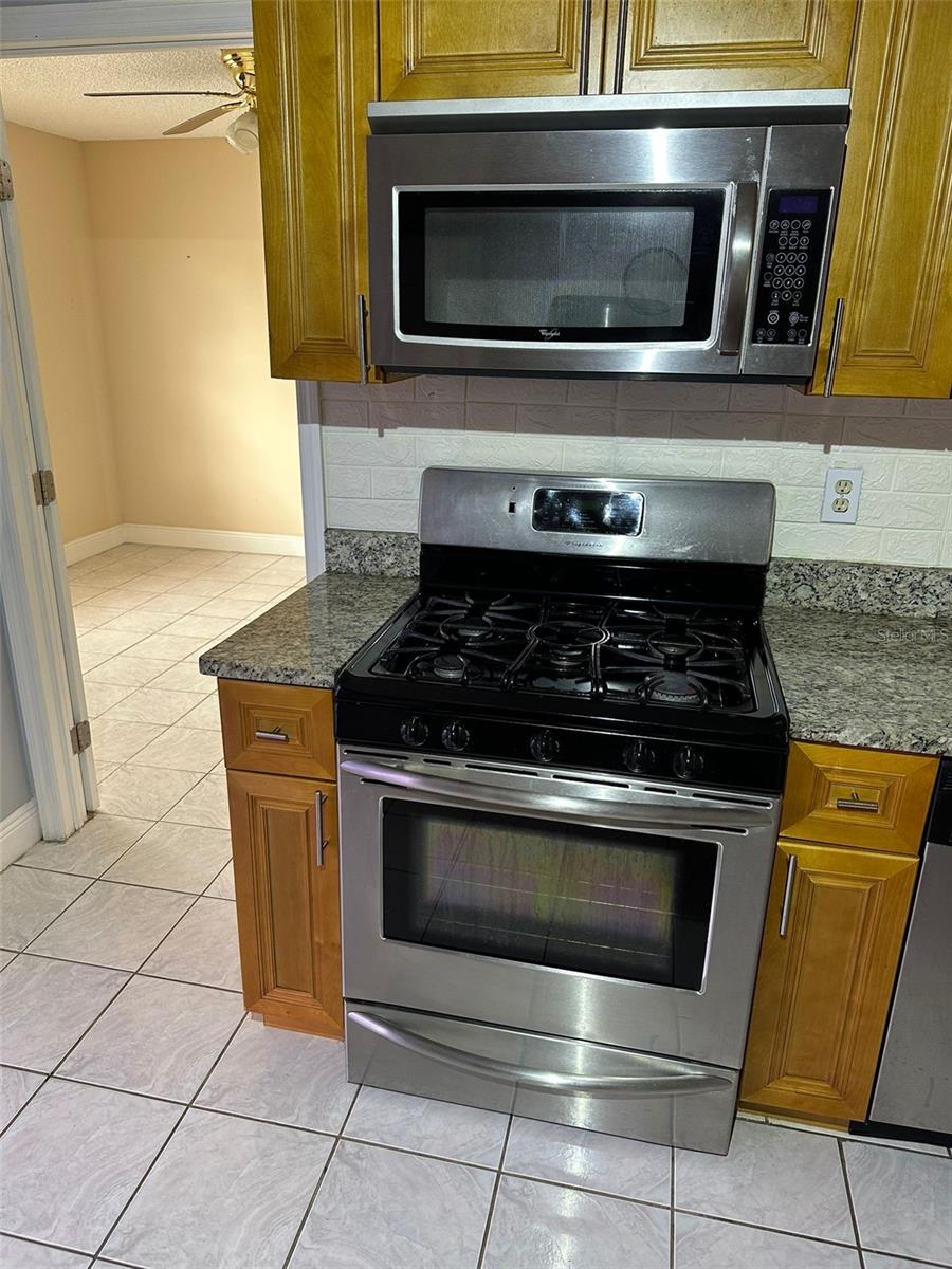 5501 HUDDLE HILL RD, LAKE WORTH, FL, 33463
