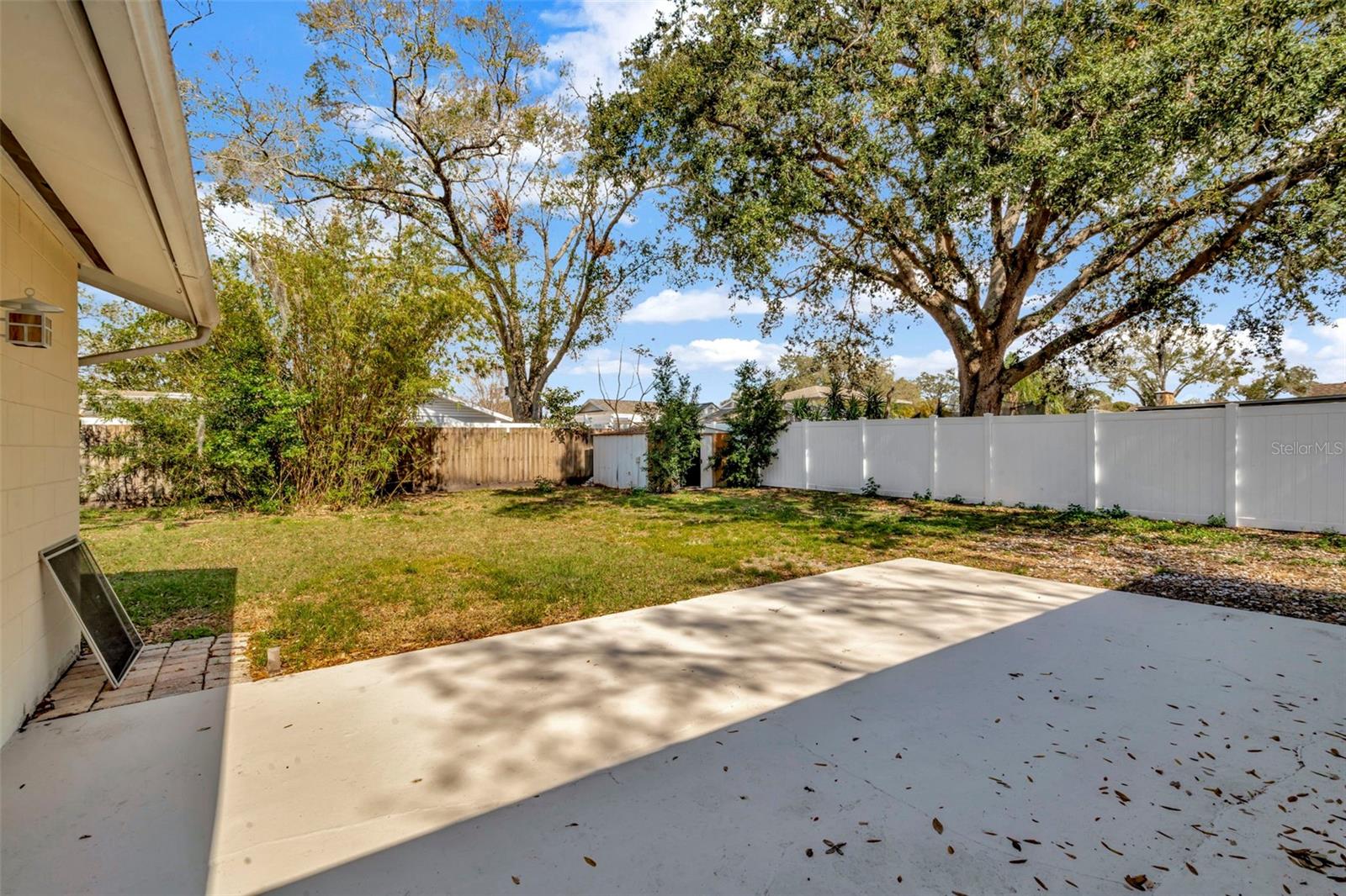 5205 LANDSMAN AVE, TAMPA, FL, 33625