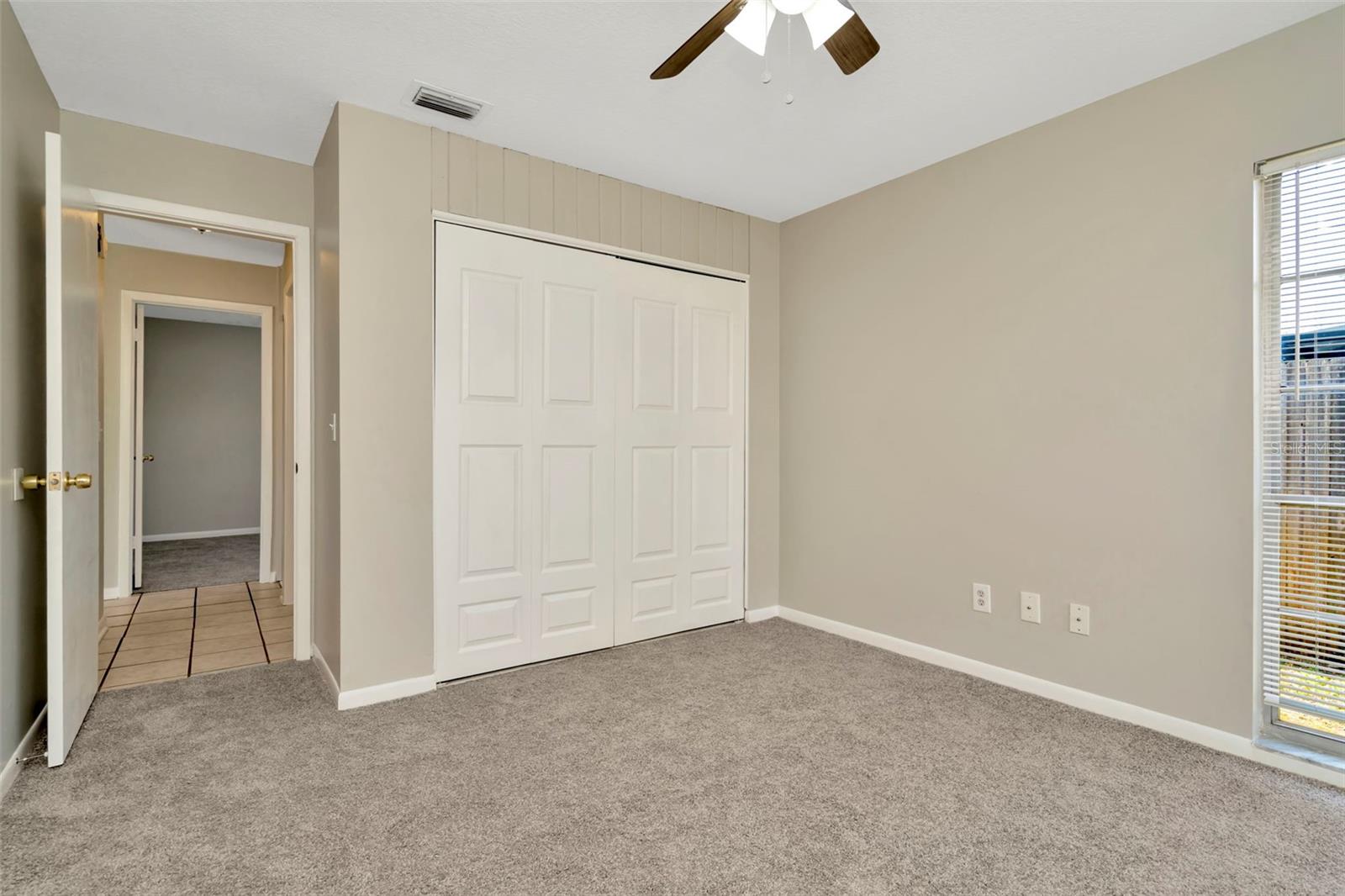 5205 LANDSMAN AVE, TAMPA, FL, 33625