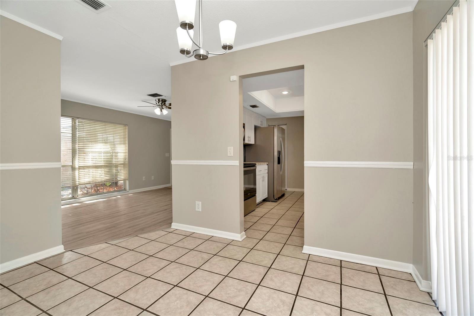 5205 LANDSMAN AVE, TAMPA, FL, 33625