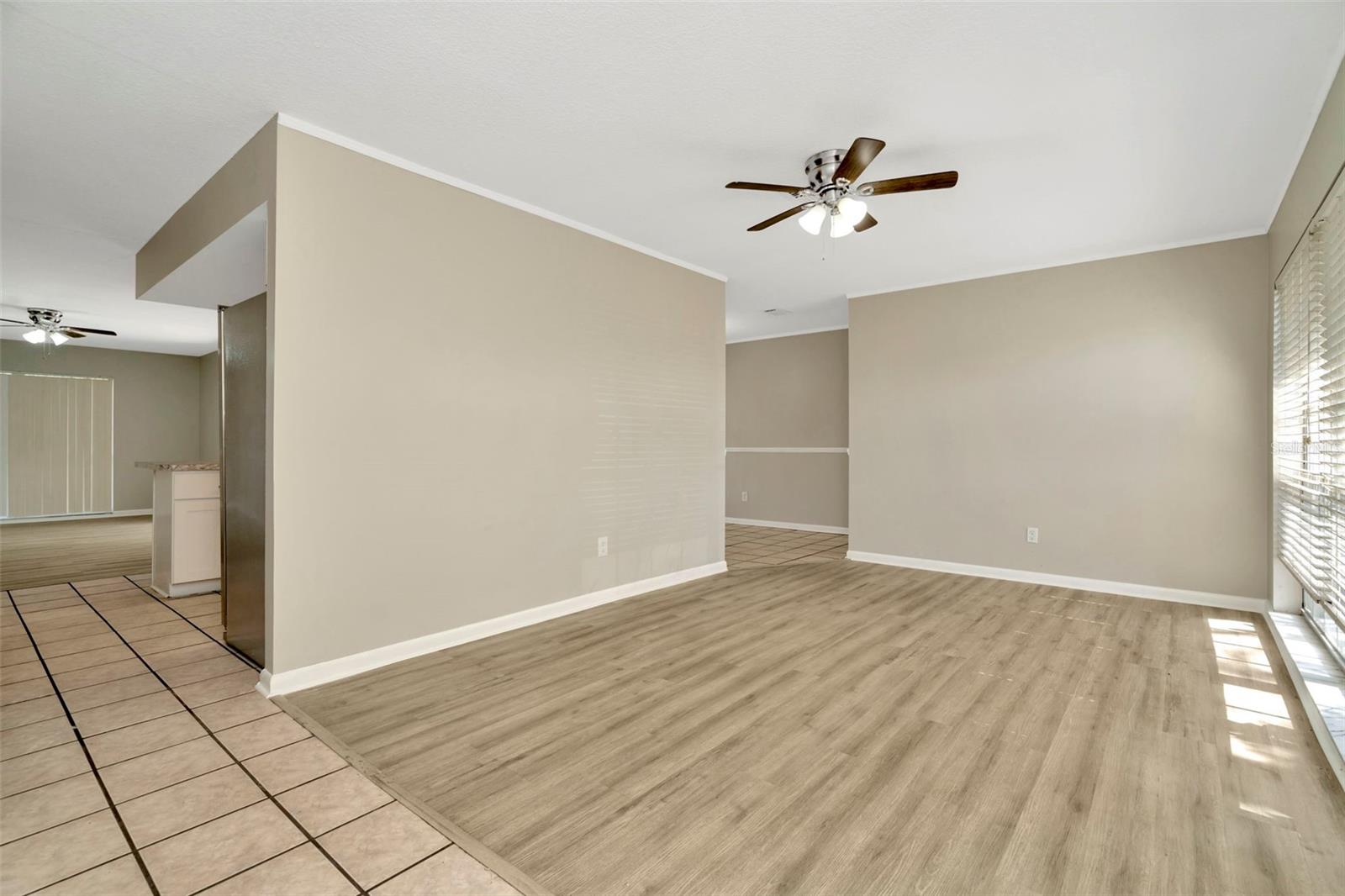 5205 LANDSMAN AVE, TAMPA, FL, 33625