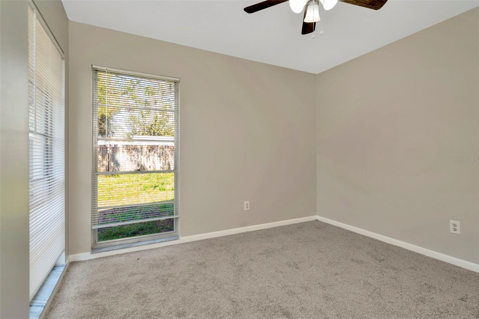 5205 LANDSMAN AVE, TAMPA, FL, 33625