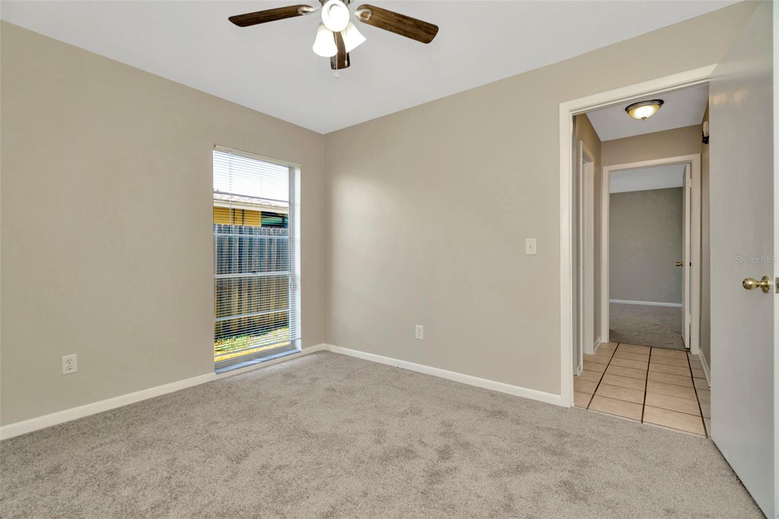 5205 LANDSMAN AVE, TAMPA, FL, 33625