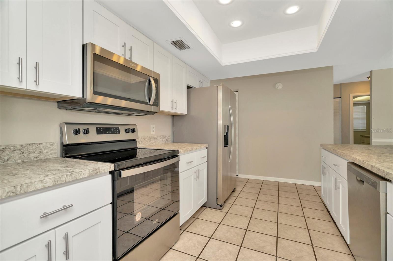 5205 LANDSMAN AVE, TAMPA, FL, 33625