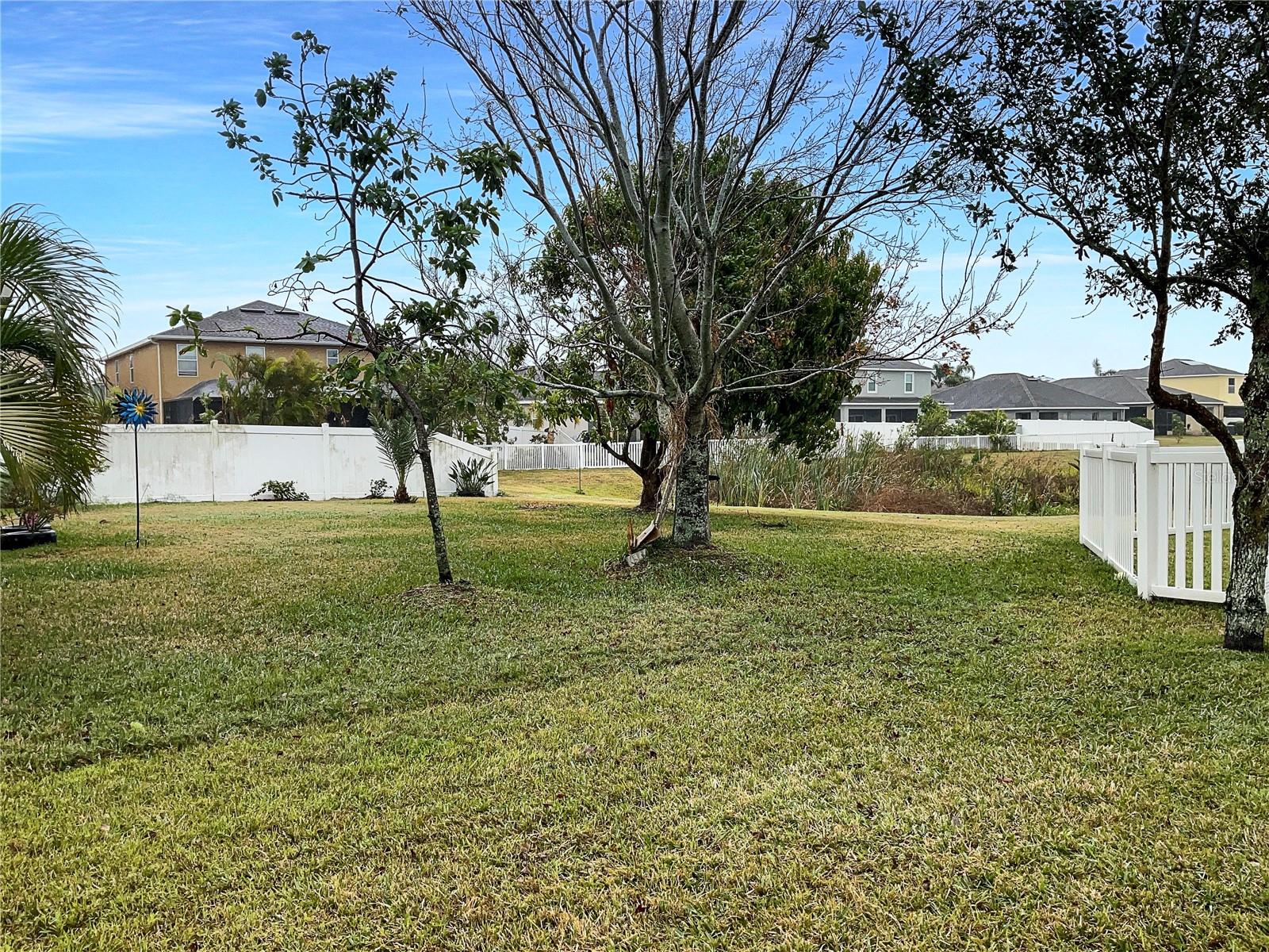 562 VISTA RIDGE DR, RUSKIN, FL, 33570